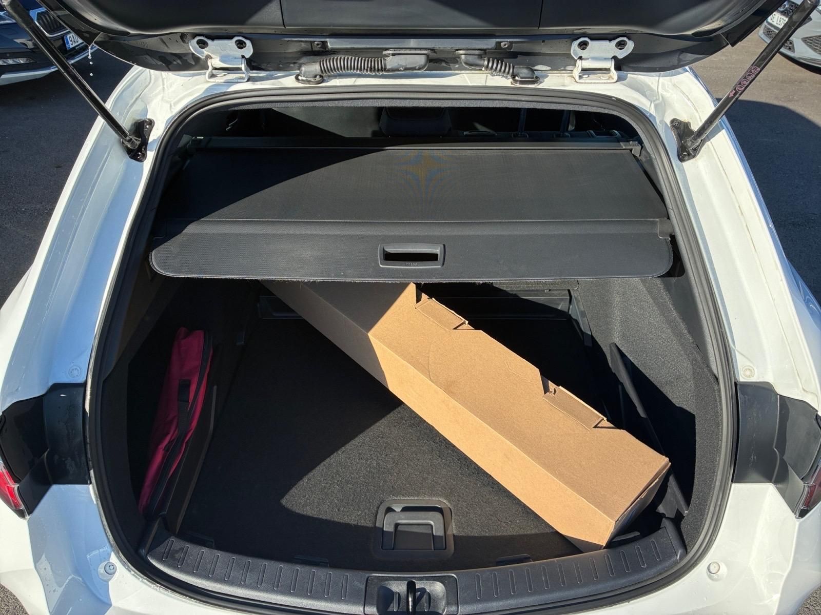 Toyota Corolla, COMFORT 1.2T 85kW CZ DPH - fotka 6