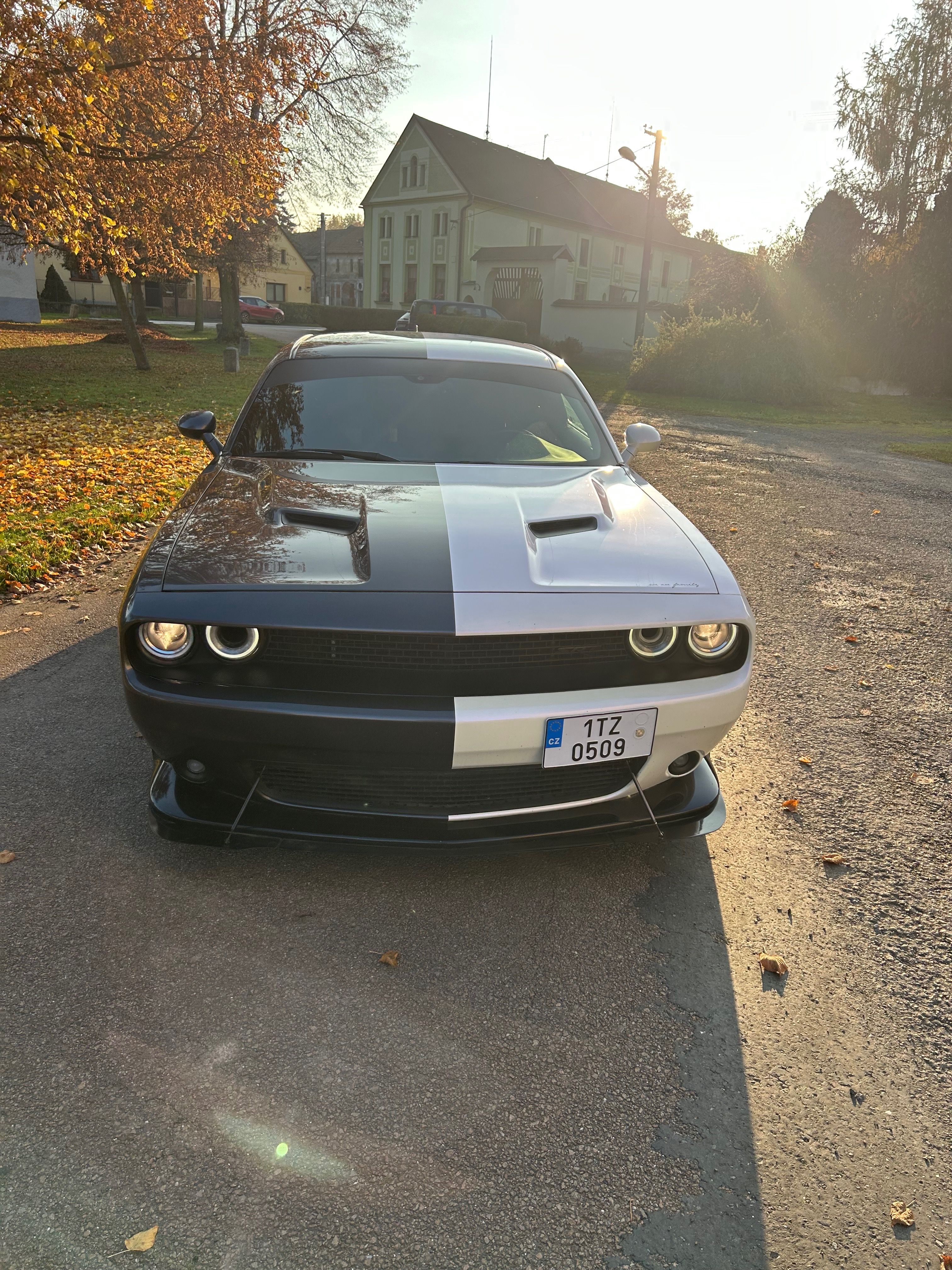 Dodge Challenger, Dodge Challenger SRT 6.4 - fotka 2