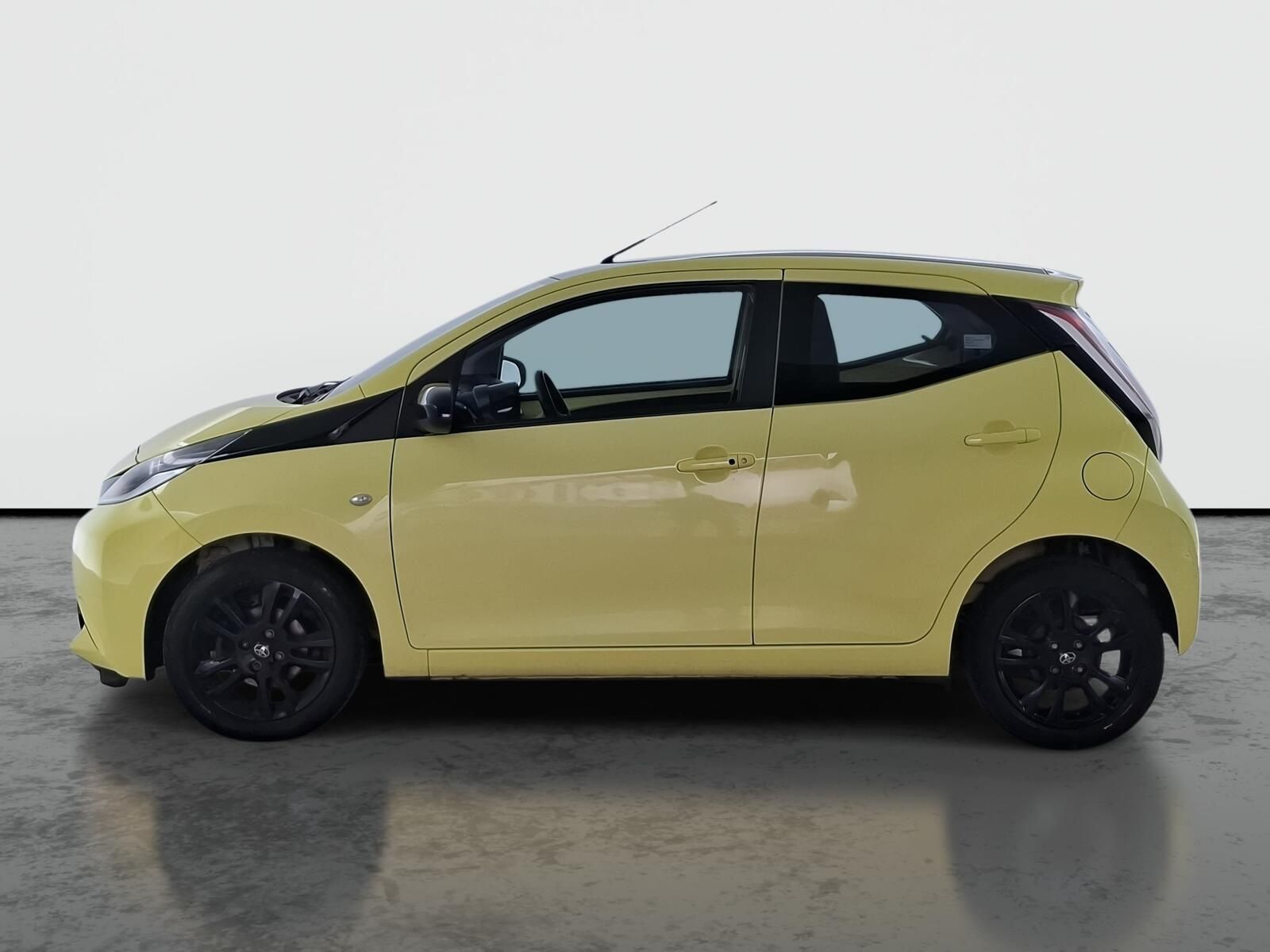 Toyota Aygo, 1.0 VVT-i, Automat - fotka 3