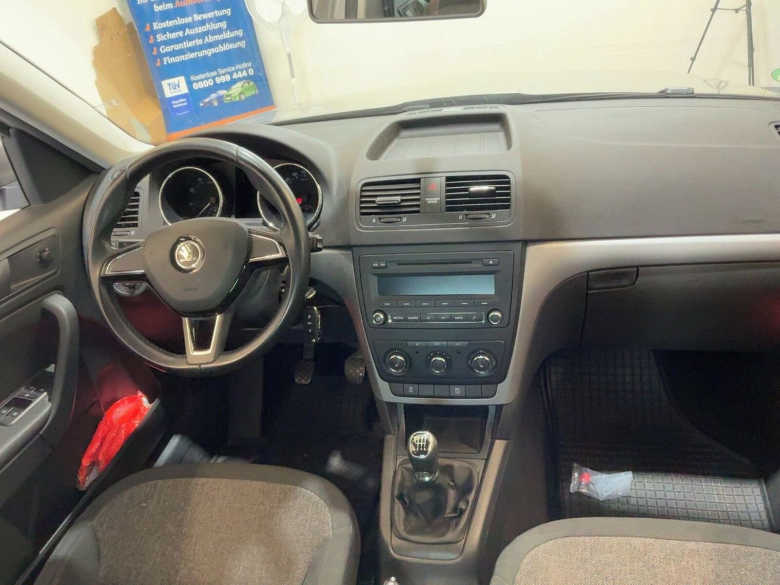 Škoda Yeti, 1.2 TSI, Vyhř. sedaček - fotka 3