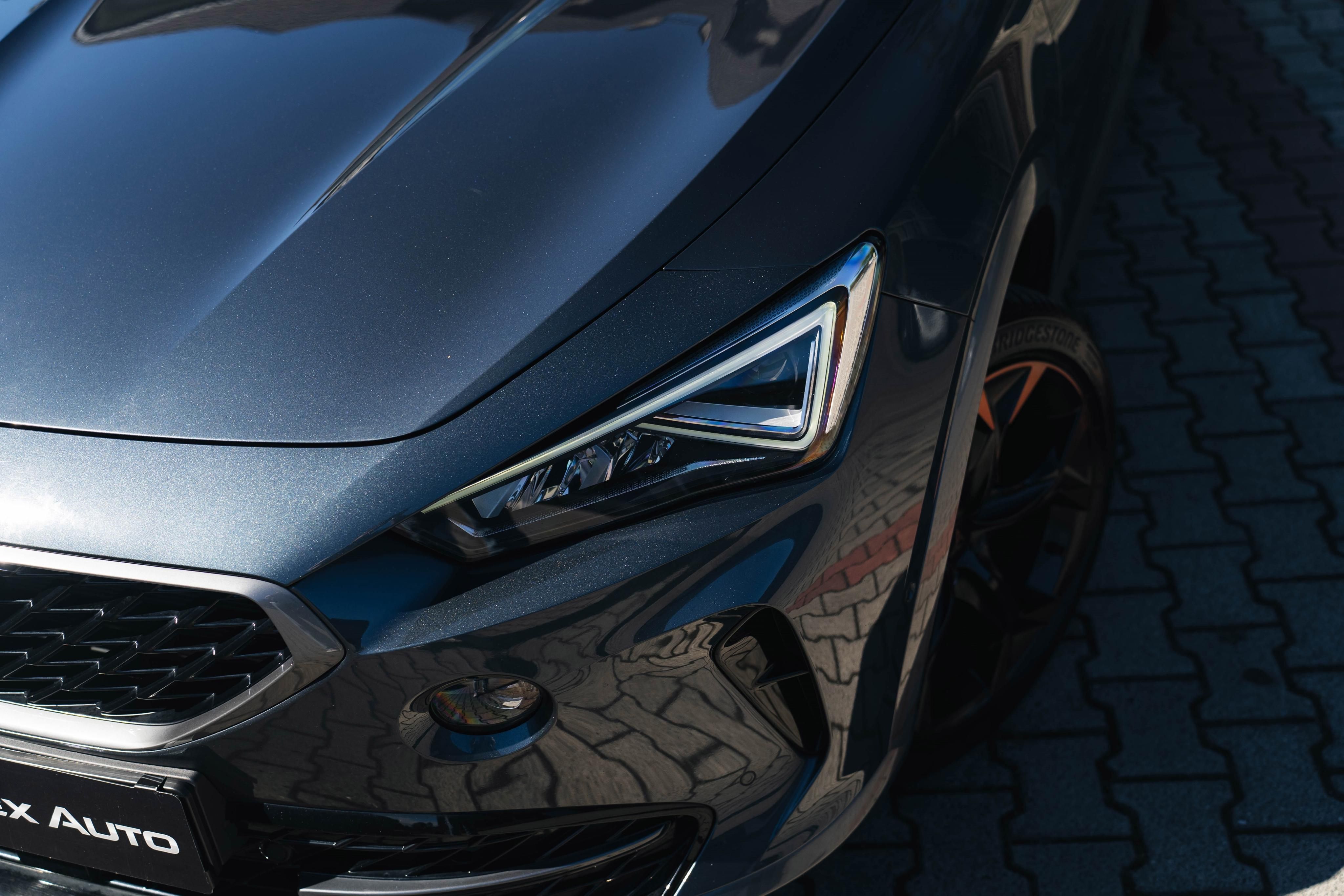 Cupra Formentor, VZ/228kW/4x4/DCC/MATRIXLED/DPH - fotka 3