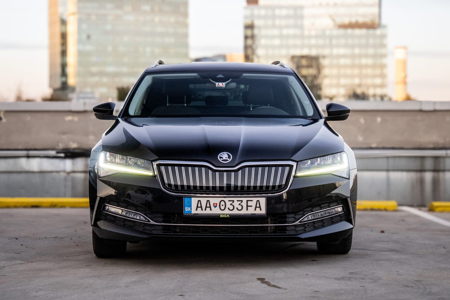 Škoda Superb - fotka 2