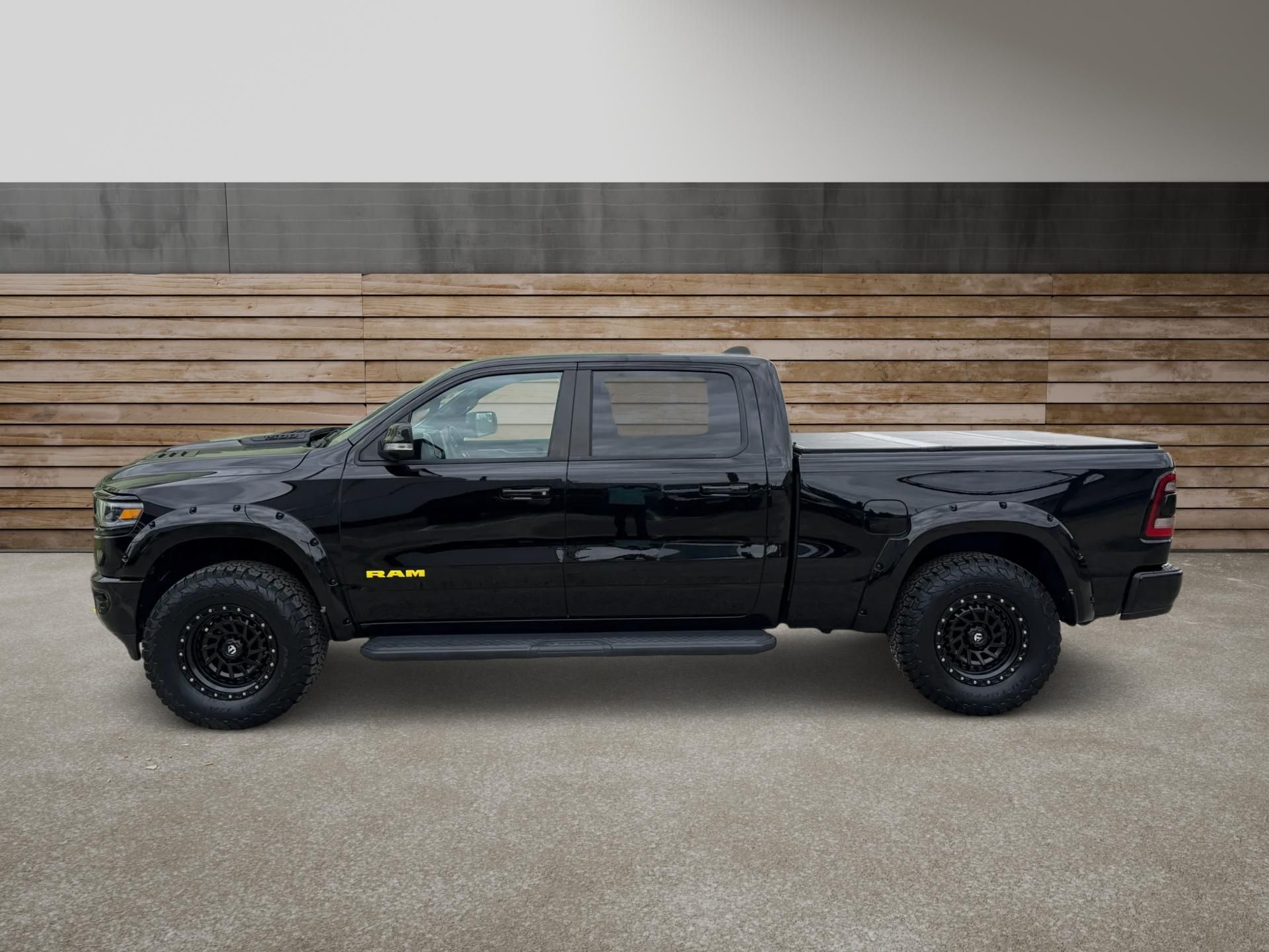 Dodge Ram, +HEMI+LPG+OFFROAD PAKET+ - fotka 6