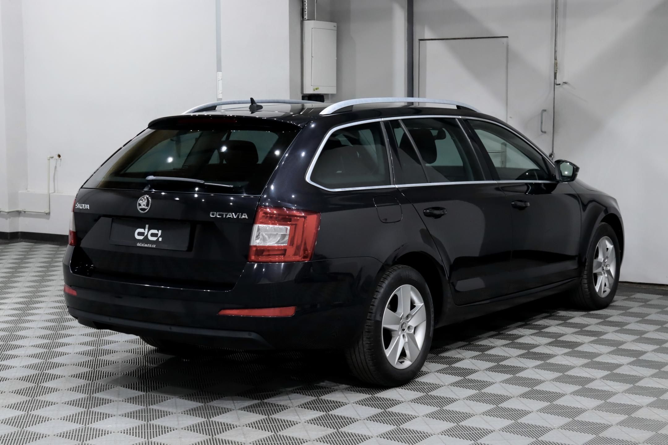 Škoda Octavia, 3 Combi 1.4 TSI 110 kW - fotka 6
