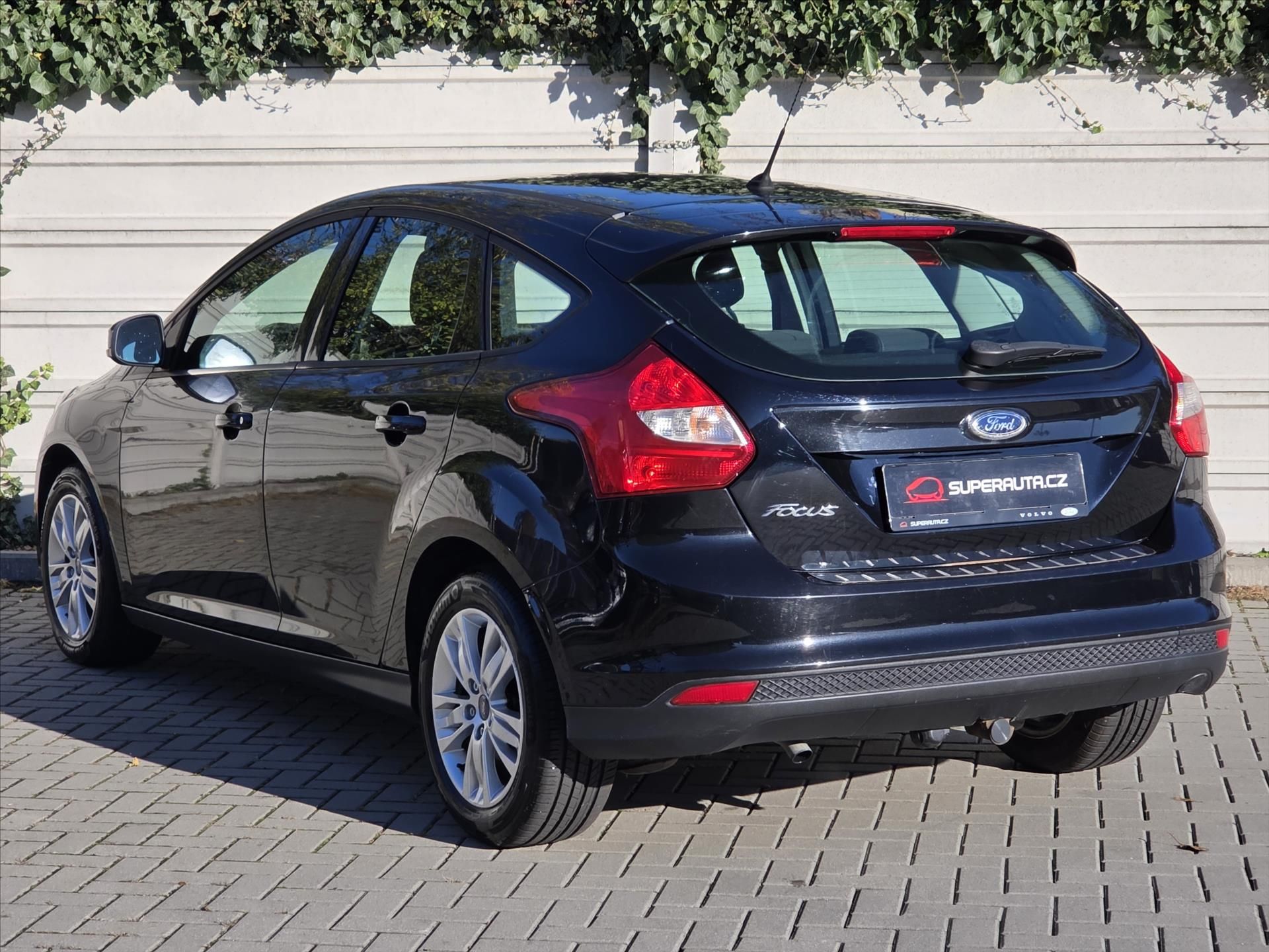 Ford Focus, 1,6 Ti-VCT Tažné z. ČR 2.maj 1 - fotka 4