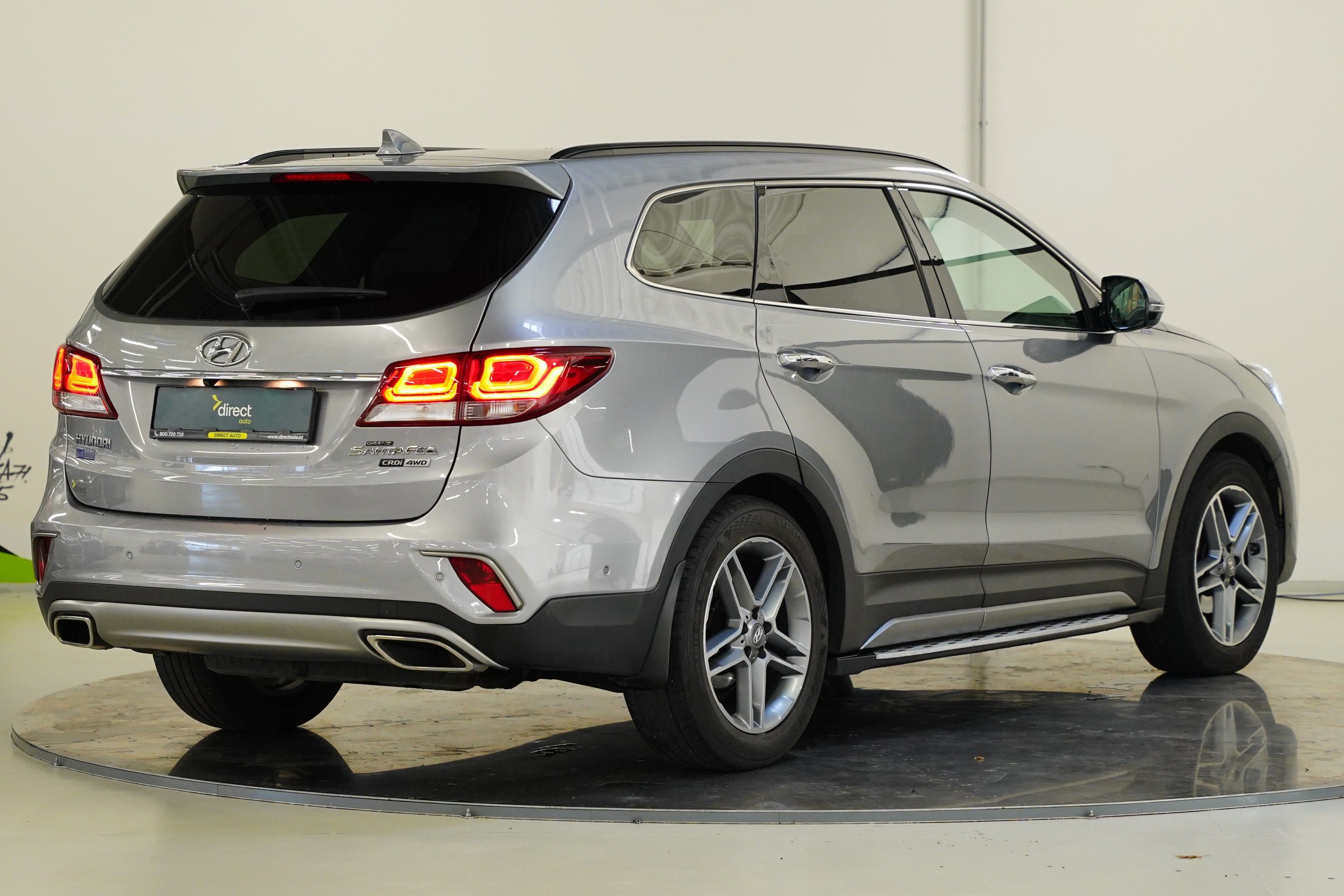 Hyundai Grand Santa Fe, 2.2 CRDI 147 kW 4x4 - fotka 2