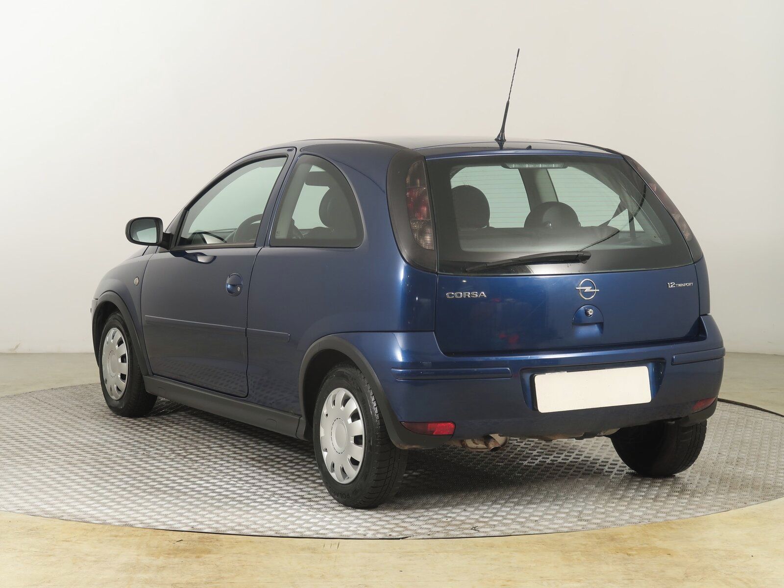 Opel Corsa, 1.2, po STK, Klima, dobrý stav - fotka 4