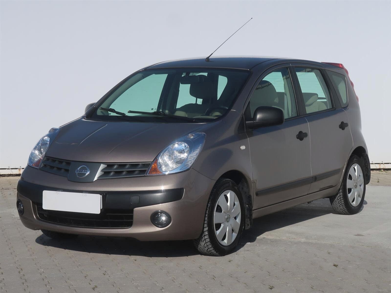 Nissan Note, 1.4, Serv.kniha, po STK - fotka 2