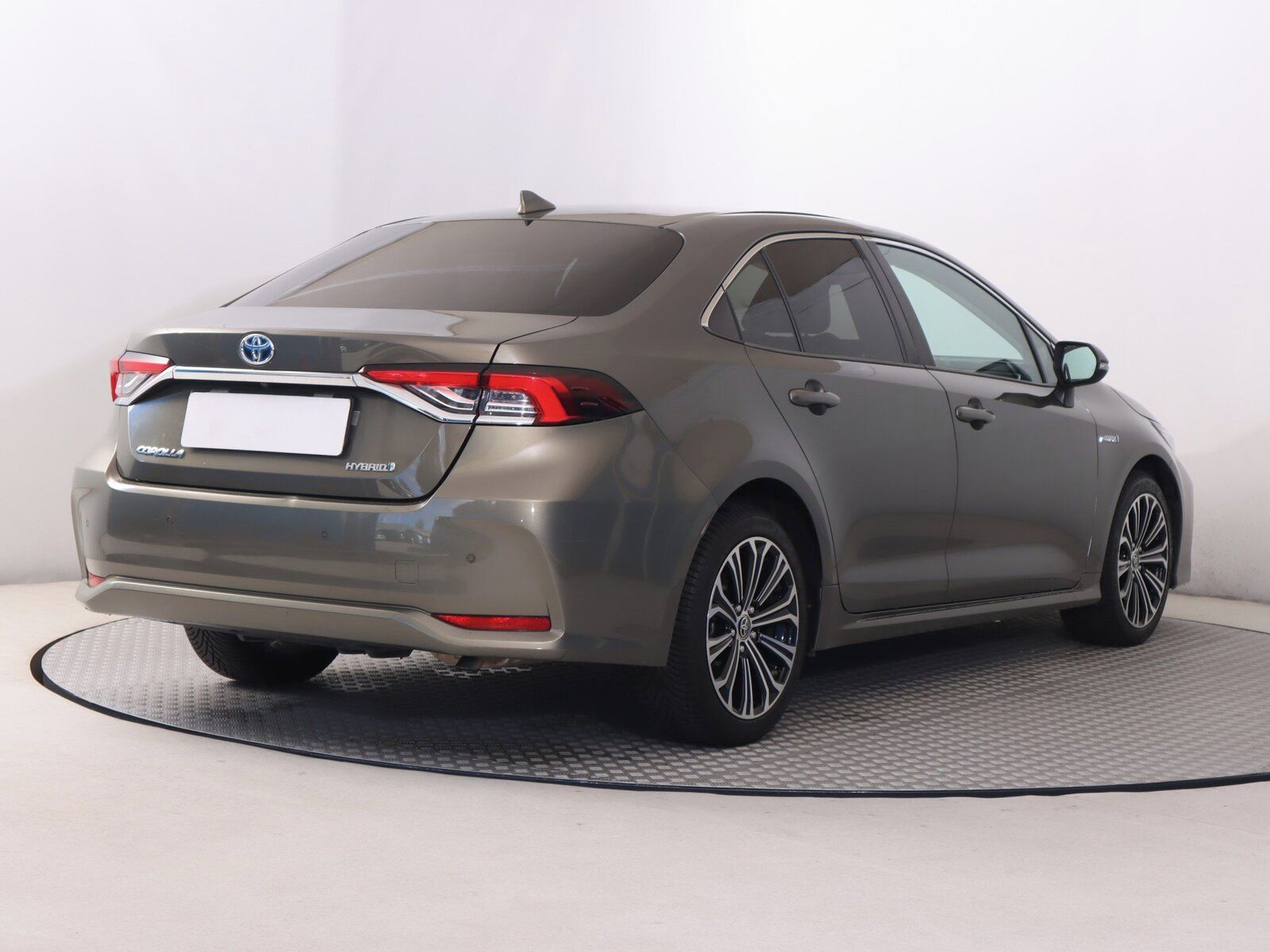 Toyota Corolla, 1.8 Hybrid, Style, Automat - fotka 5