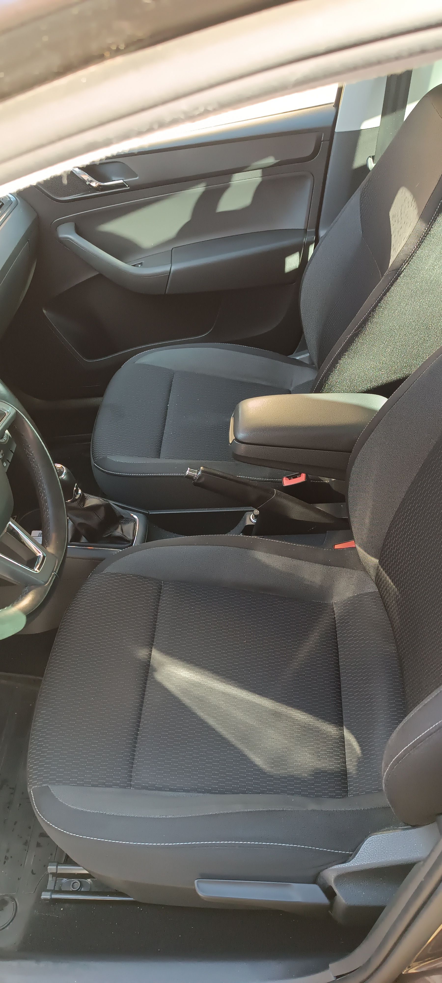 Škoda Rapid, Škoda Rapid 1.2 TSI 63kw - fotka 3