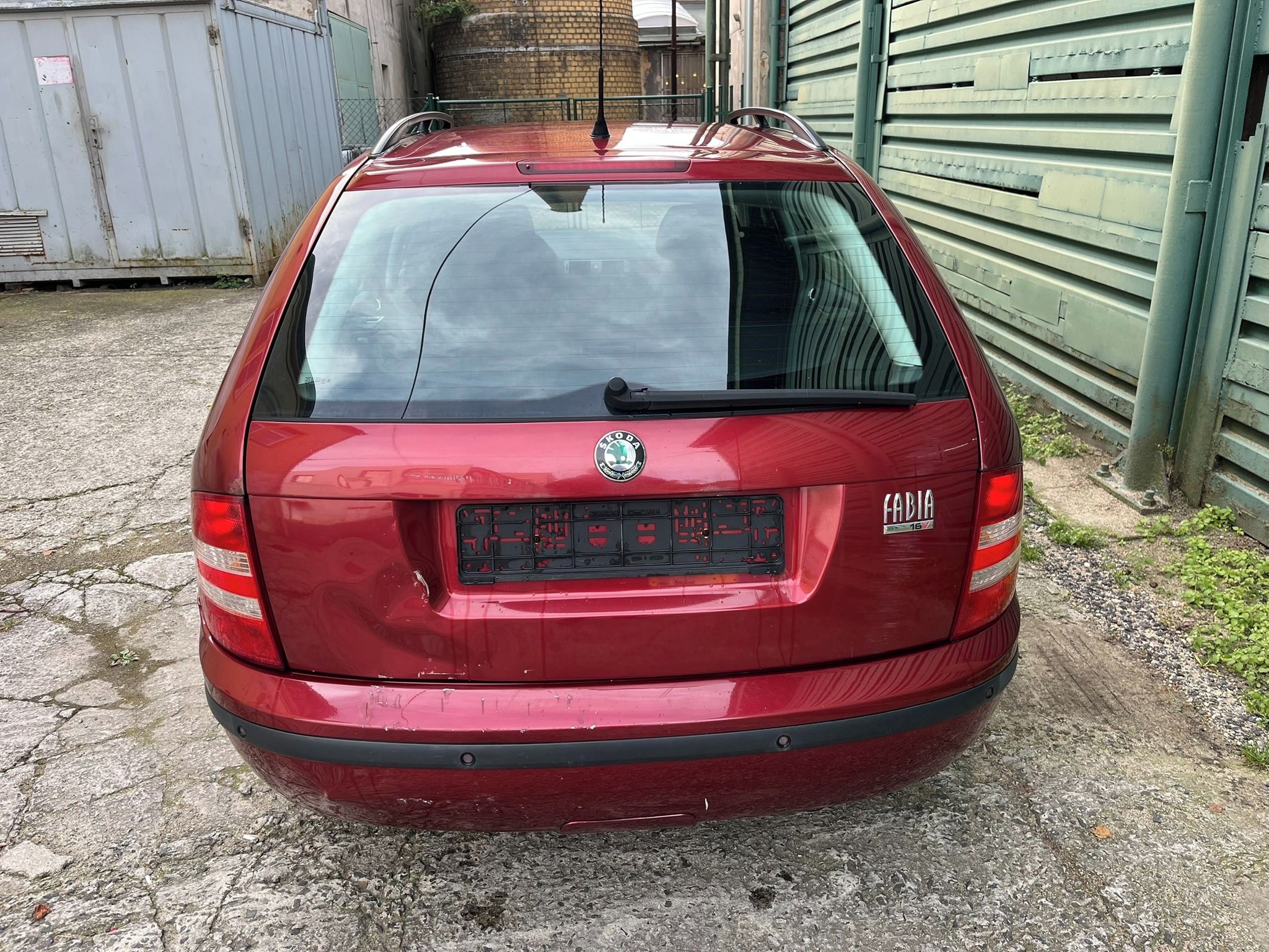 Škoda Fabia, 1.4 16V 59kW  STK 10/2028 - fotka 6