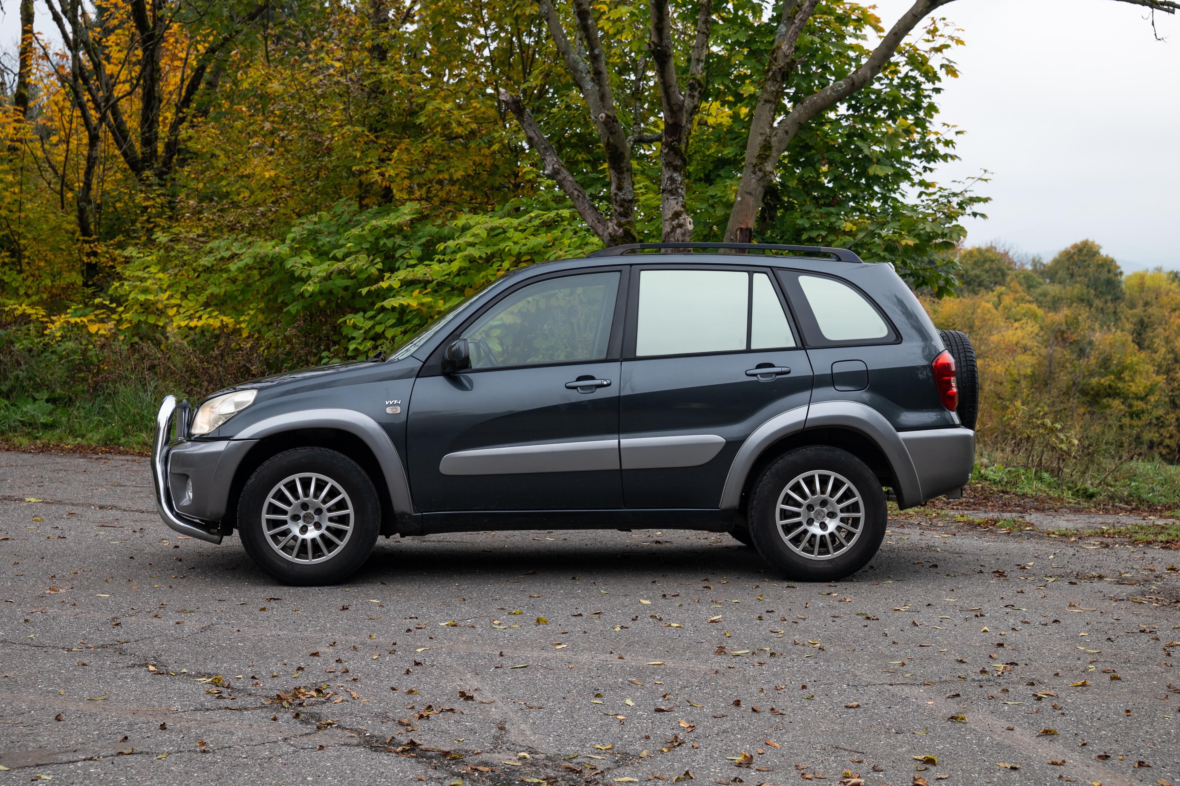 Toyota Rav4, 2.0 VVT-i (110 kW), 4x4, 2005 - fotka 5