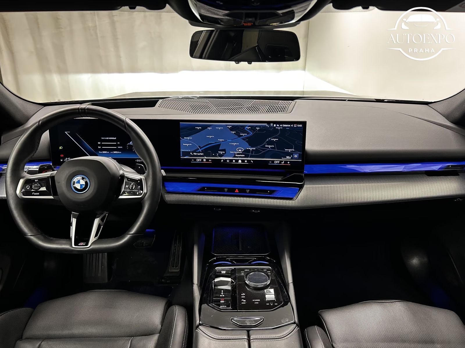 BMW Řada 5, e xDrive Limousine - fotka 5