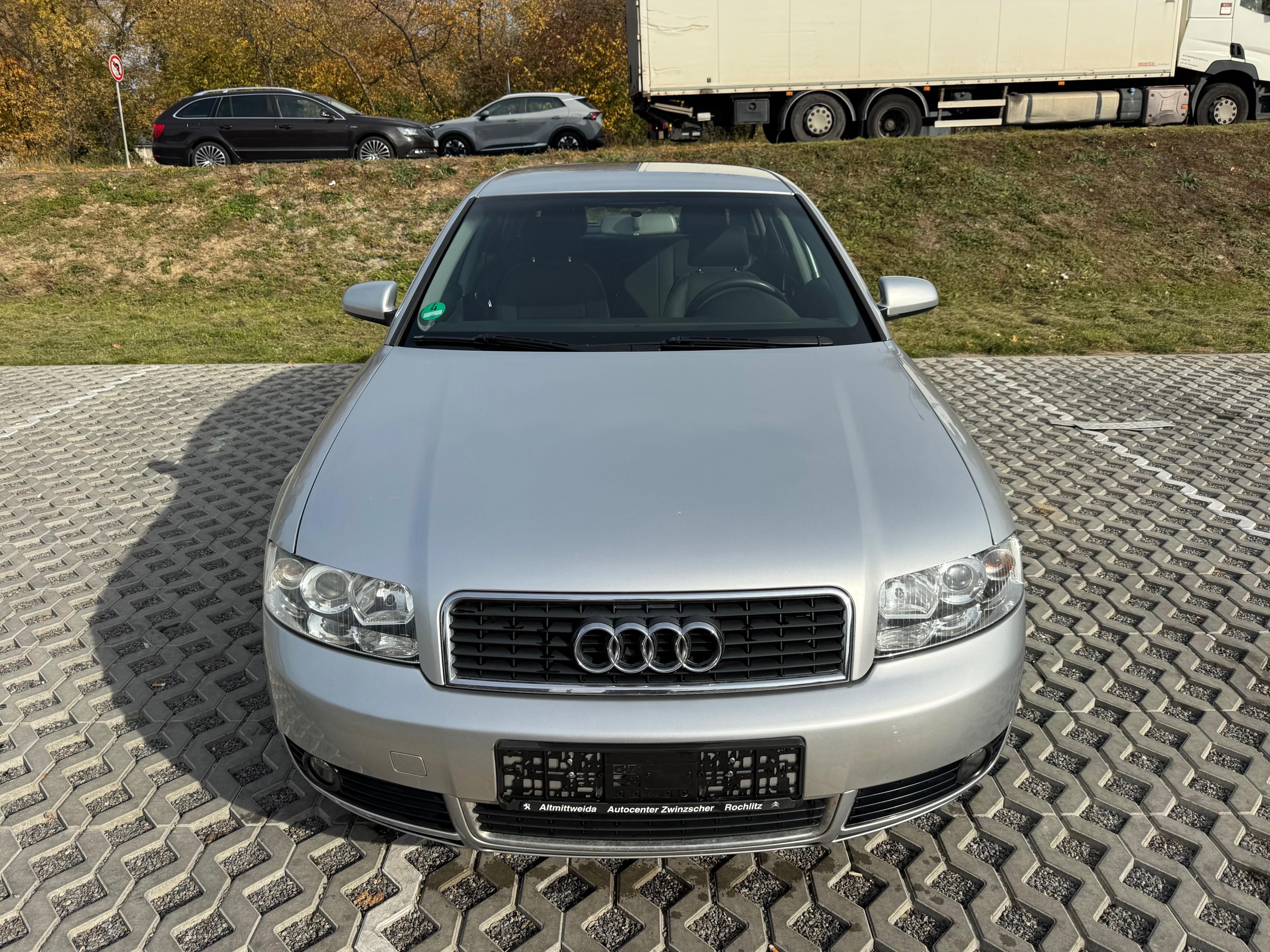 Audi A4, 1.6MPi  75kW.Nové Rozvody - fotka 5