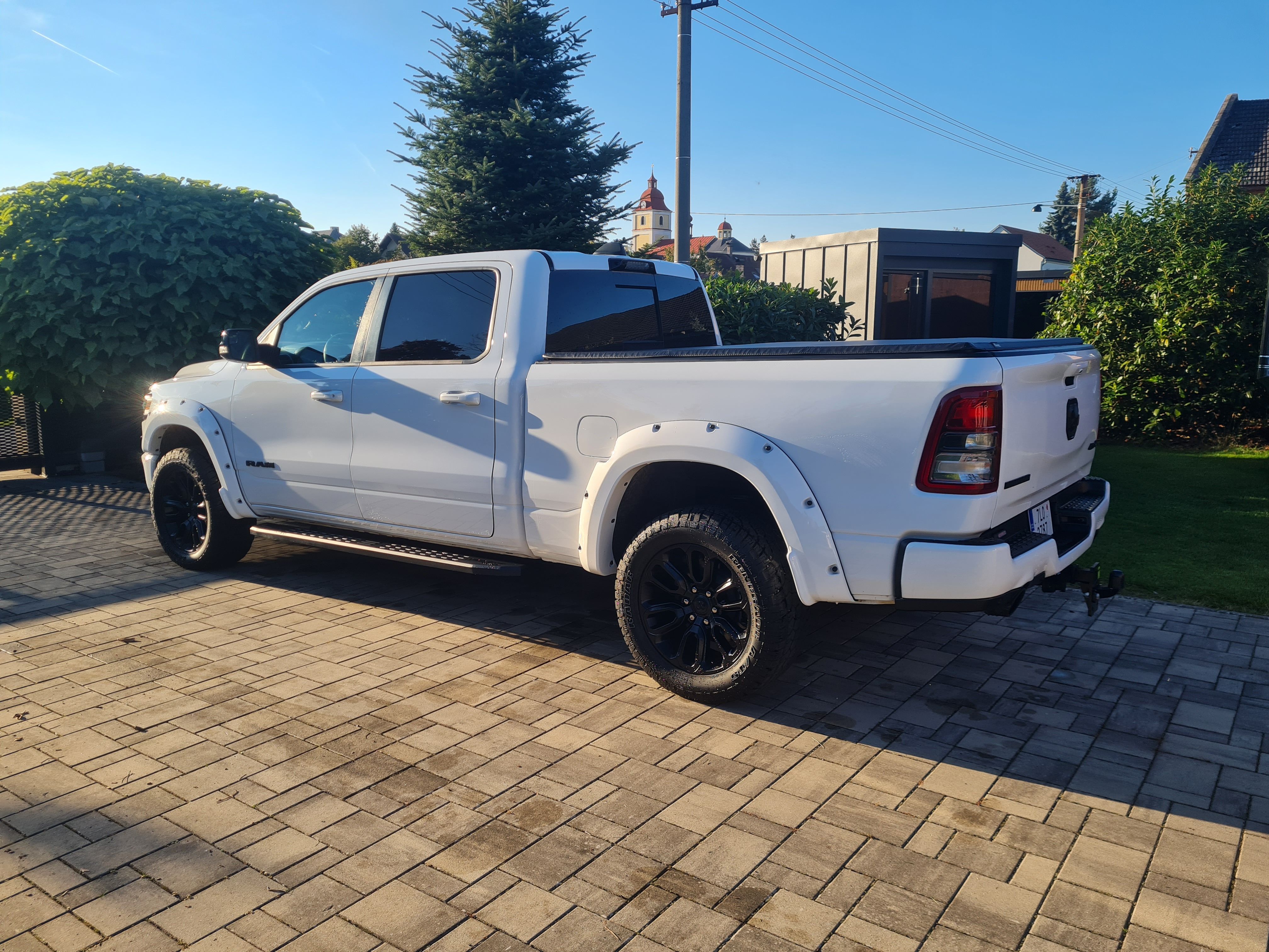 Dodge Ram 1500, 5,7 Hemi,Big Horn,CrewCab,LPG - fotka 5