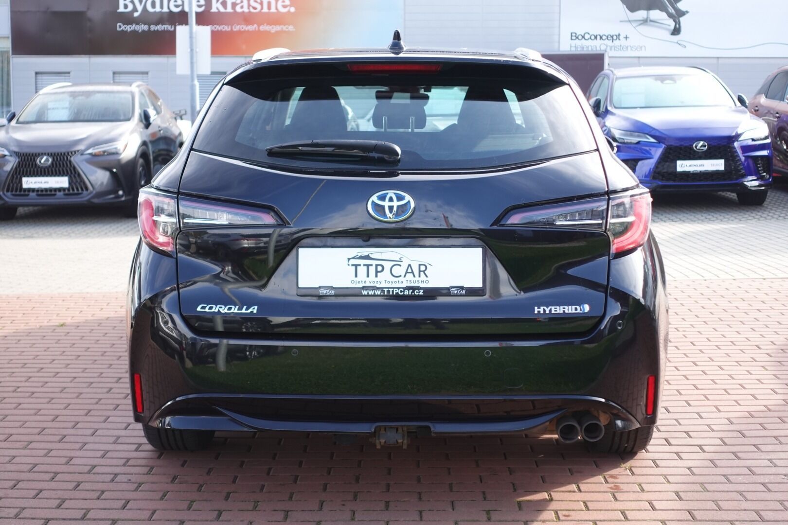 Toyota Corolla, 2,0 HEV Comfort Tech TS - fotka 5