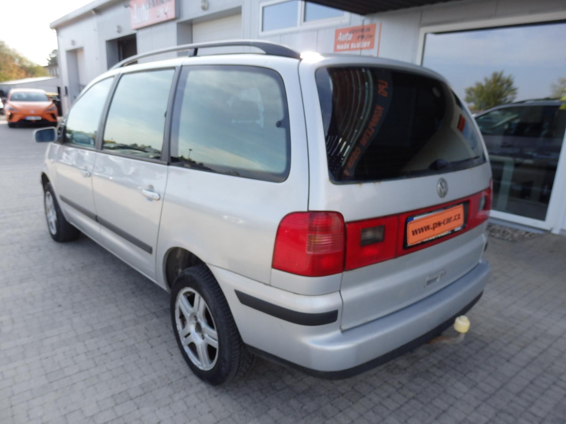 Volkswagen Sharan, 1.9 TDI 85 KW KLIMA, ZÁVĚS - fotka 5