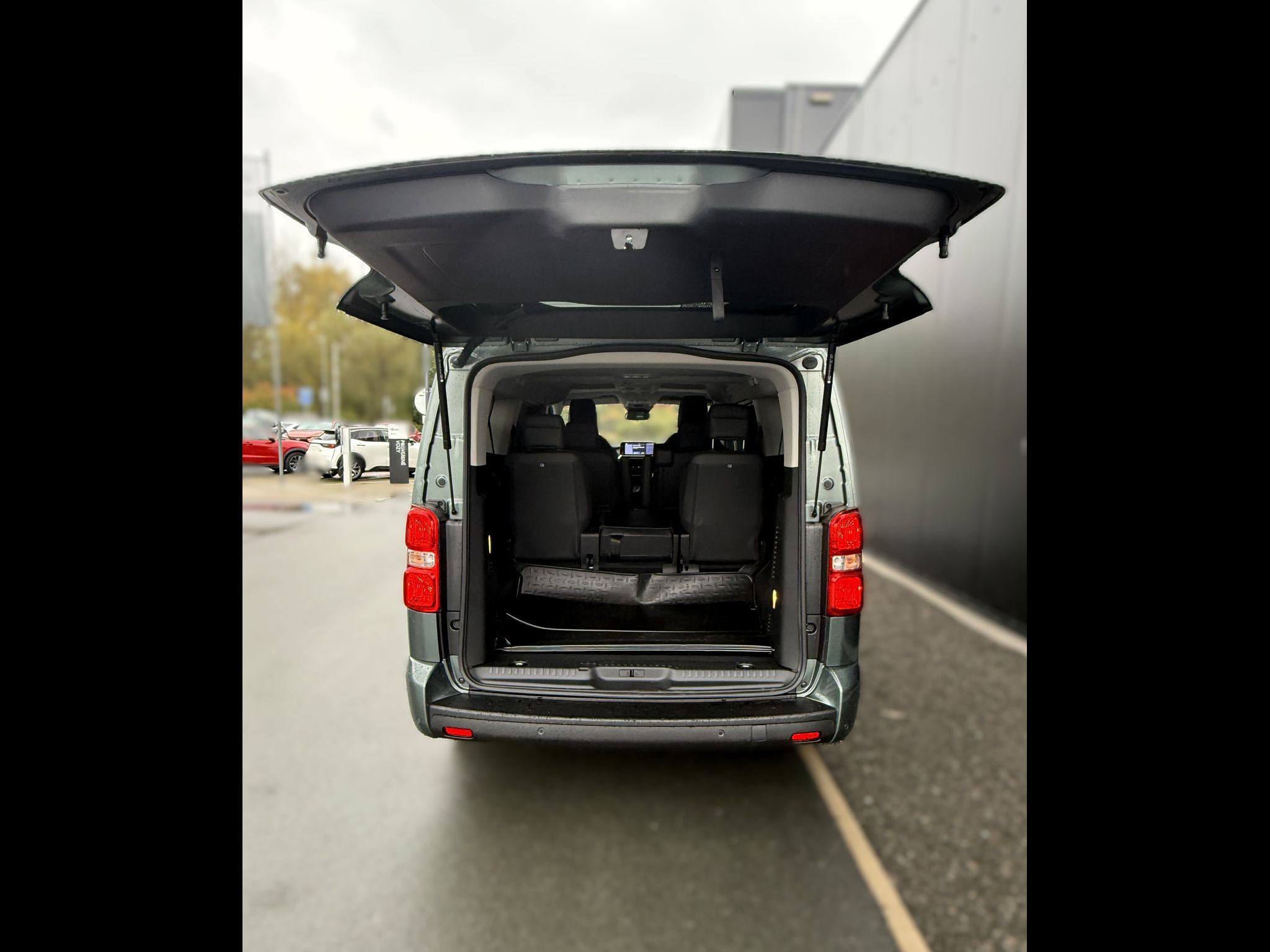 Toyota Proace, VIP 7s - fotka 5
