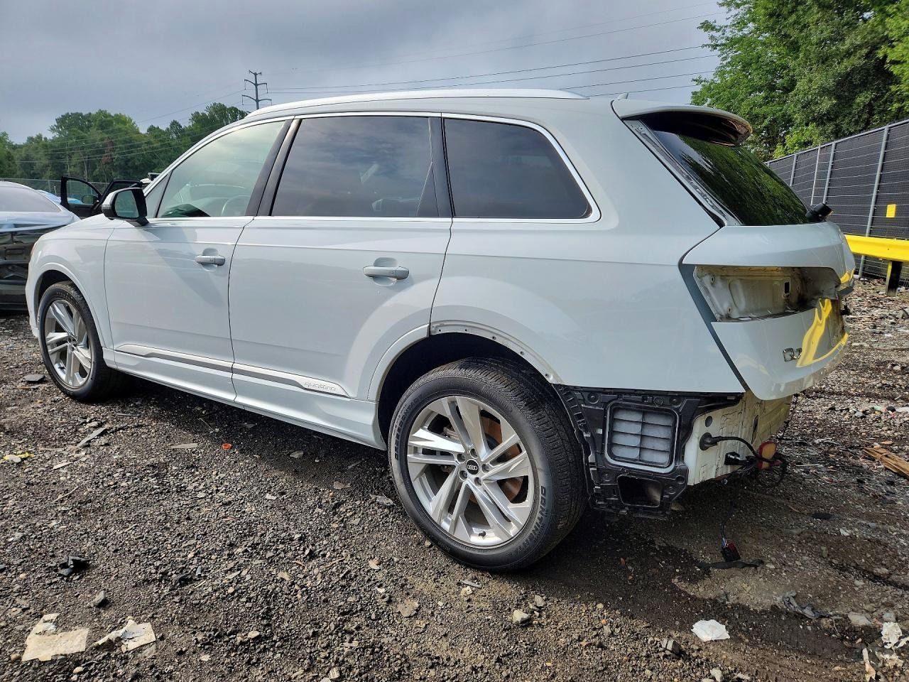 Audi Q7, Auto na cestě - fotka 2