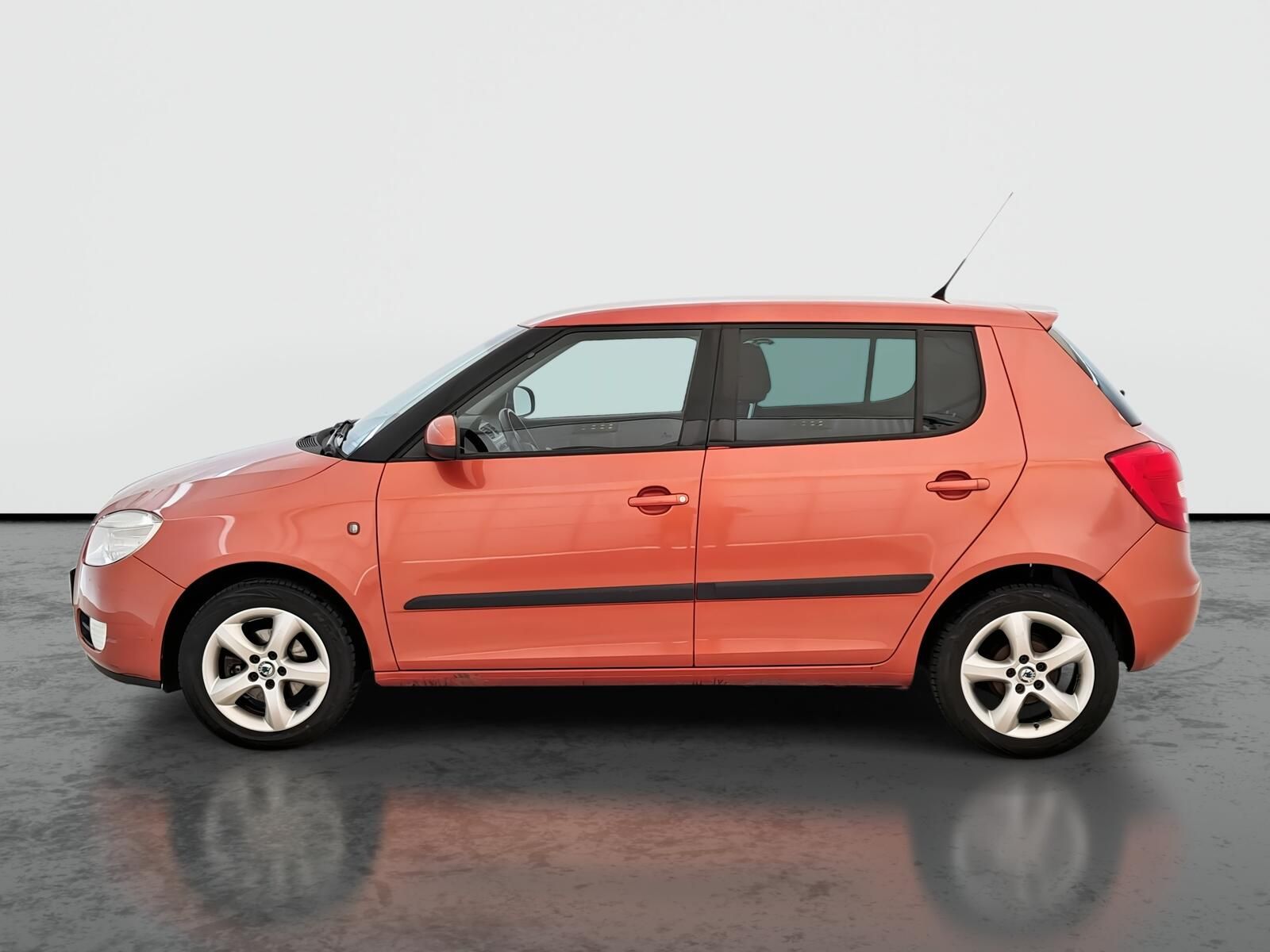 Škoda Fabia, 1.4 TDI, Sport, po STK, Tažné - fotka 3