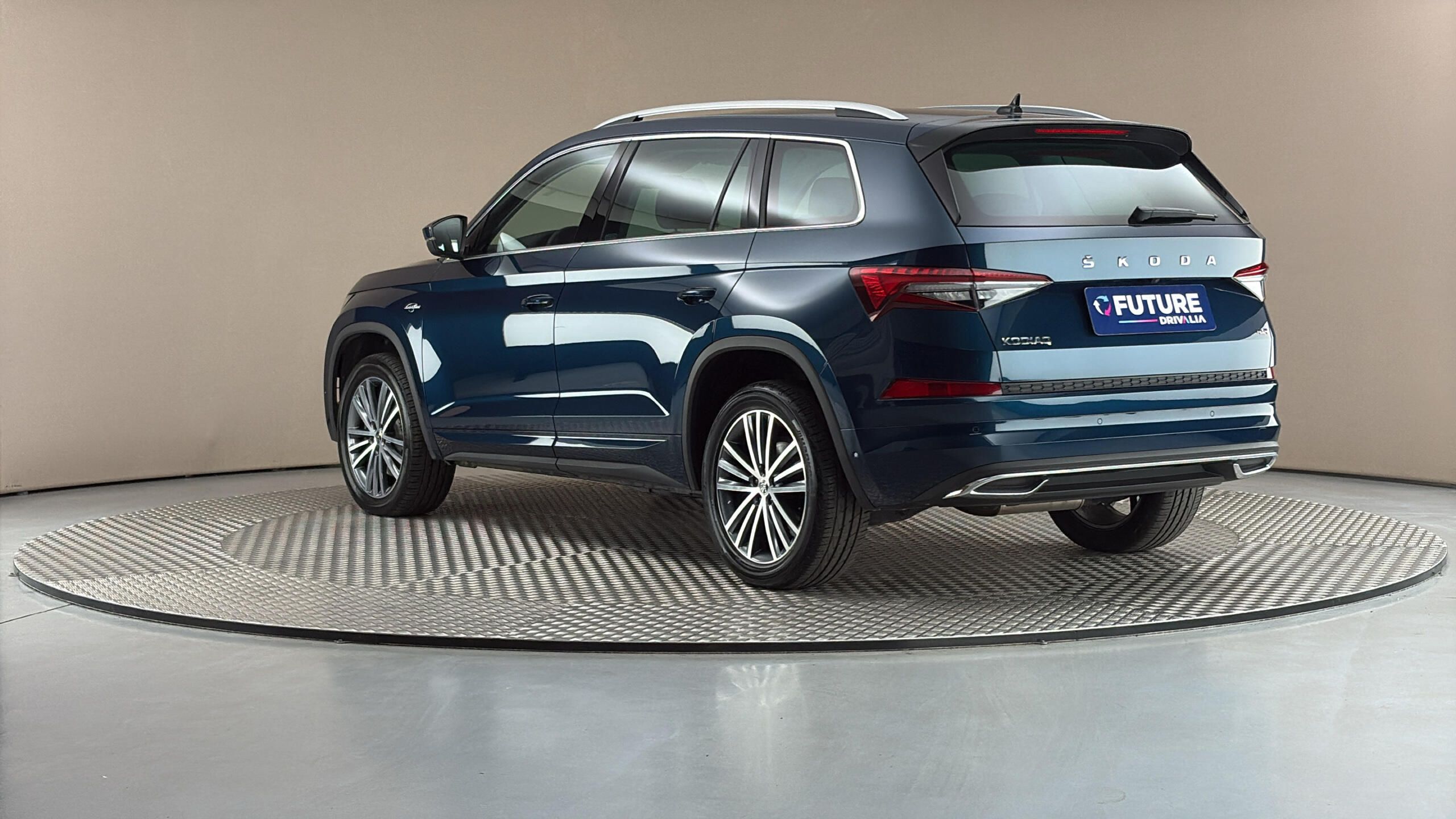 Škoda Kodiaq, 2.0 TDI DSG 4x4 L&K - fotka 2