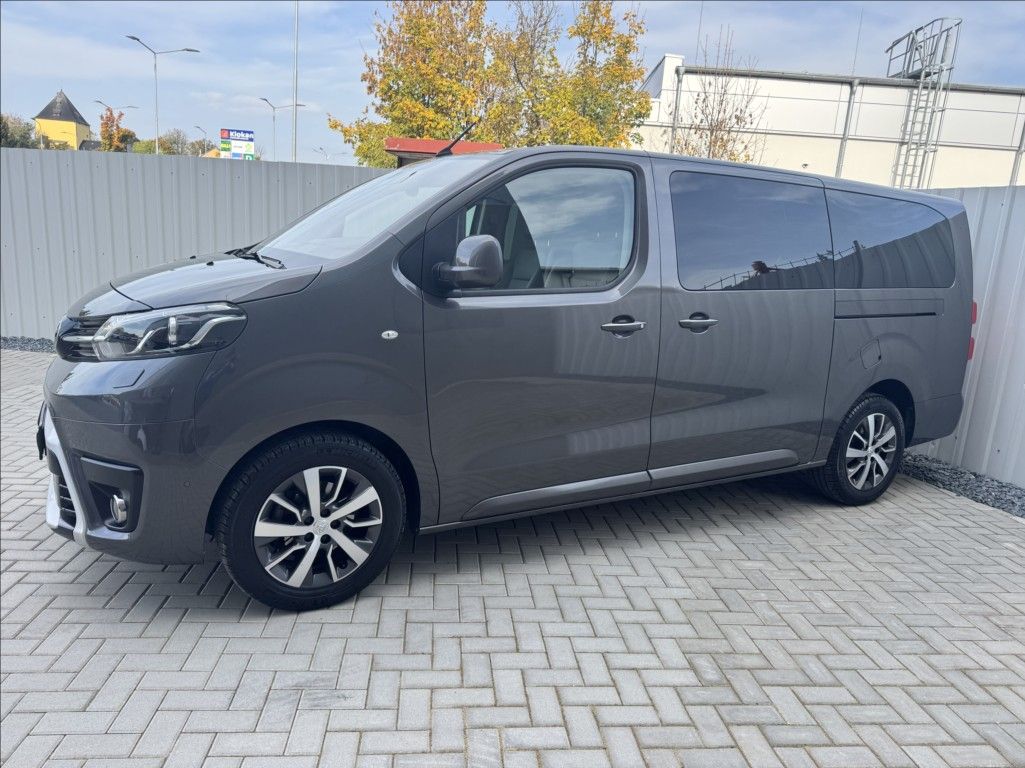 Toyota Proace Verso, 2,0 D-4D 8míst VIP LONG DPH ČR - fotka 3