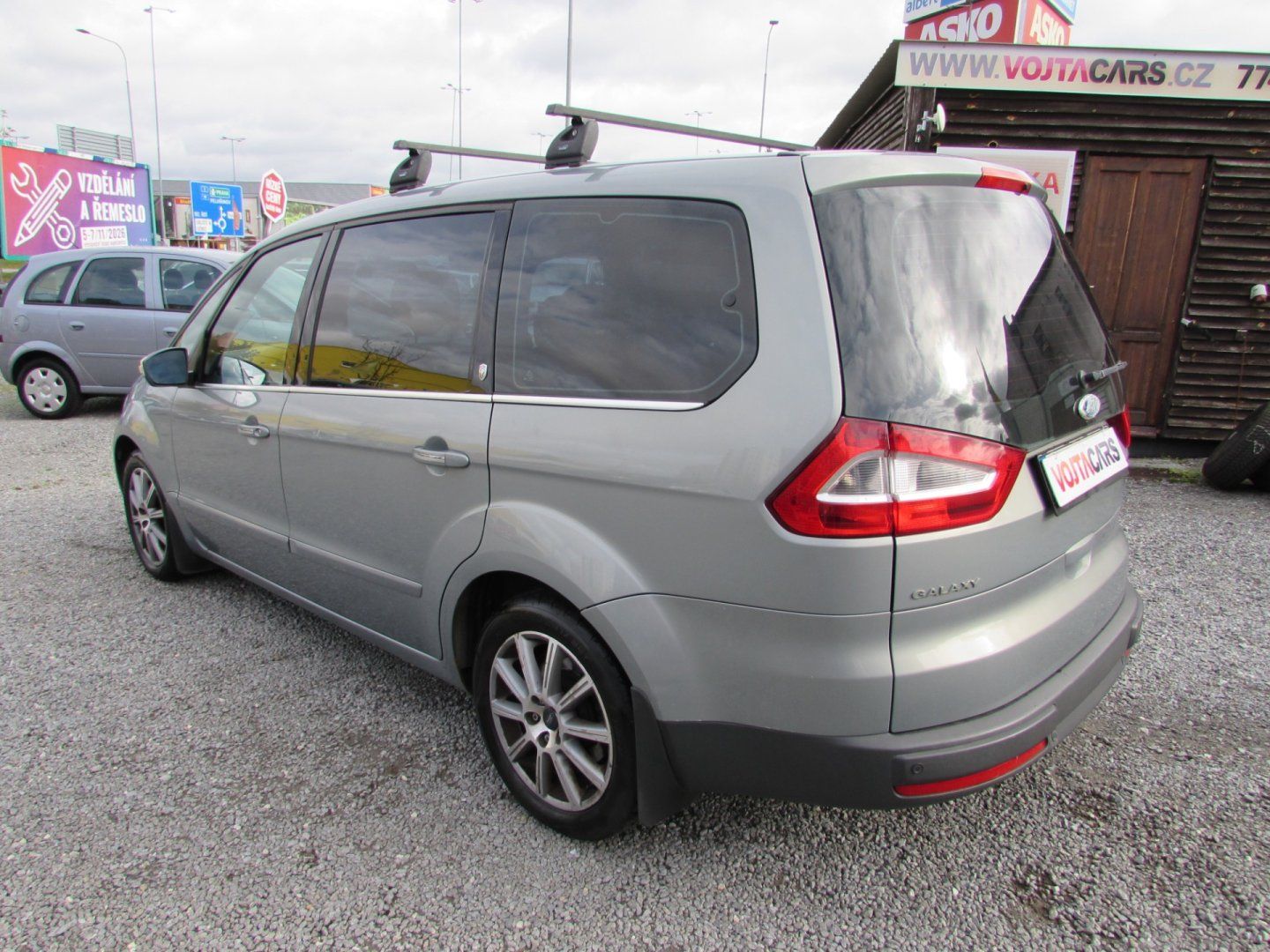 Ford Galaxy, 2.0i 107kW, 7 MÍSTNÉ, serviska - fotka 5