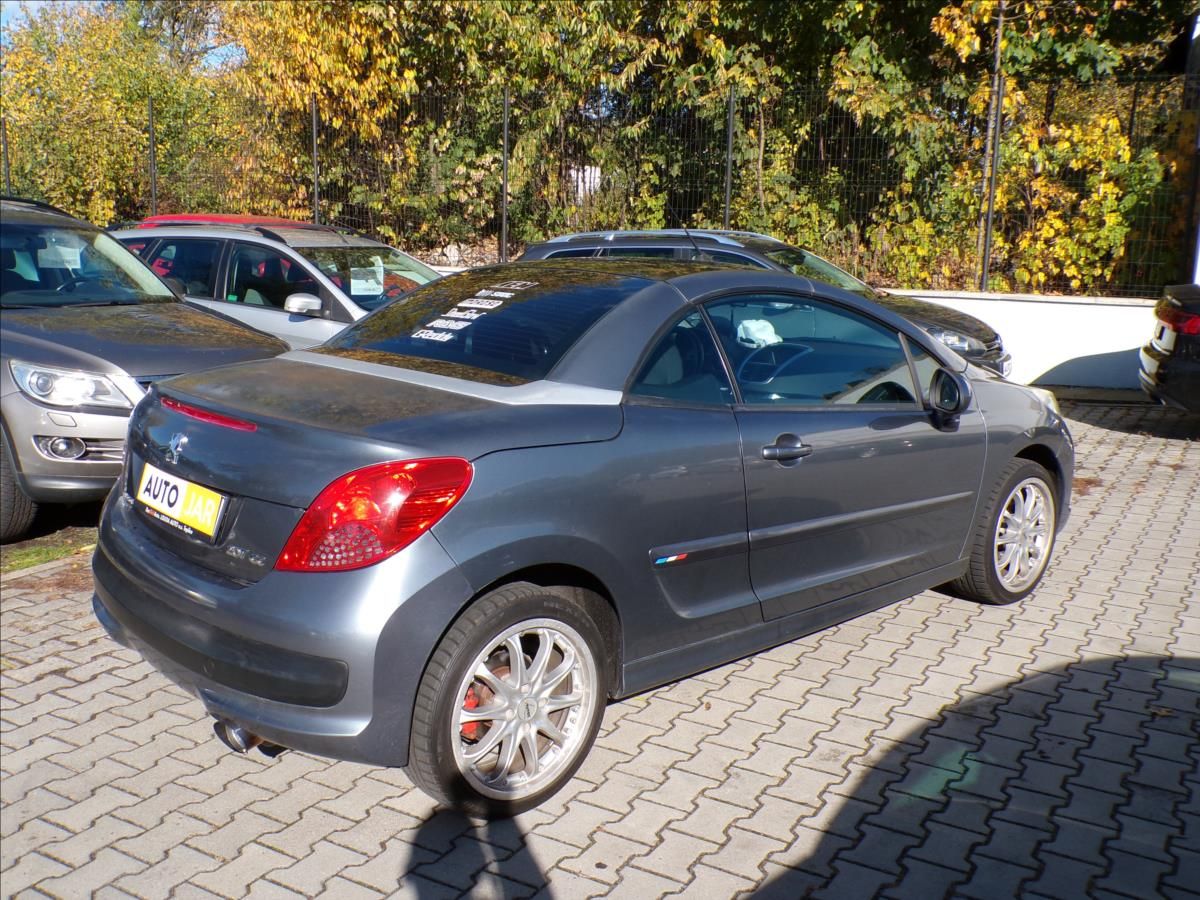 Peugeot 207, 1,6 CC - fotka 4