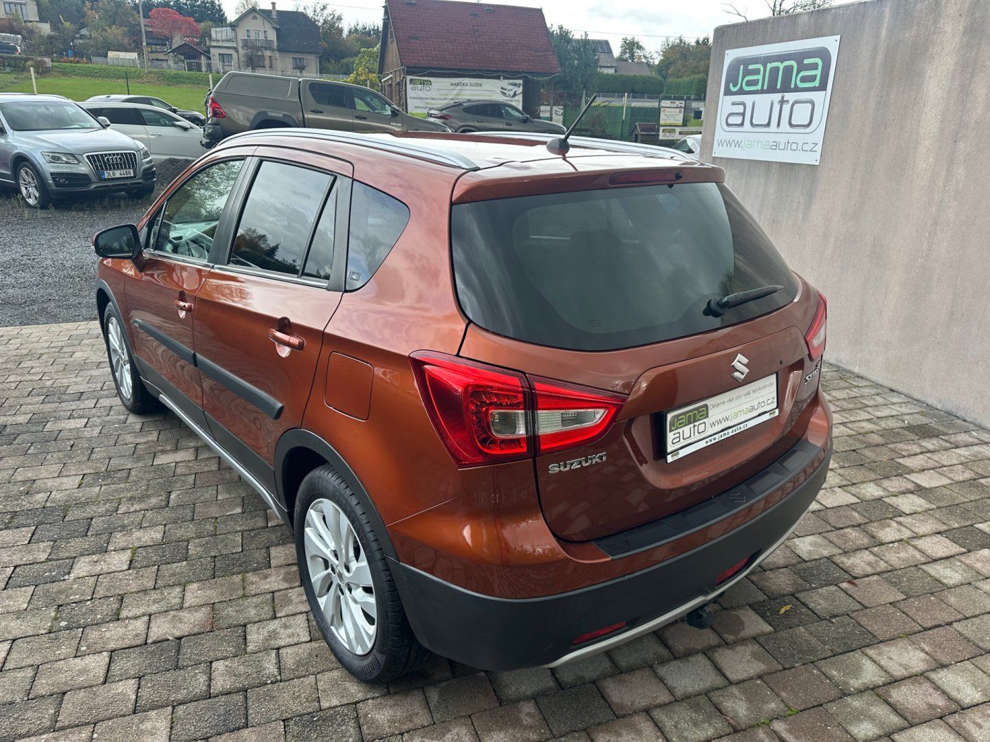 Suzuki S-Cross, 1,4T 103kW TAŽNÉ 1.MAJITEL - fotka 5