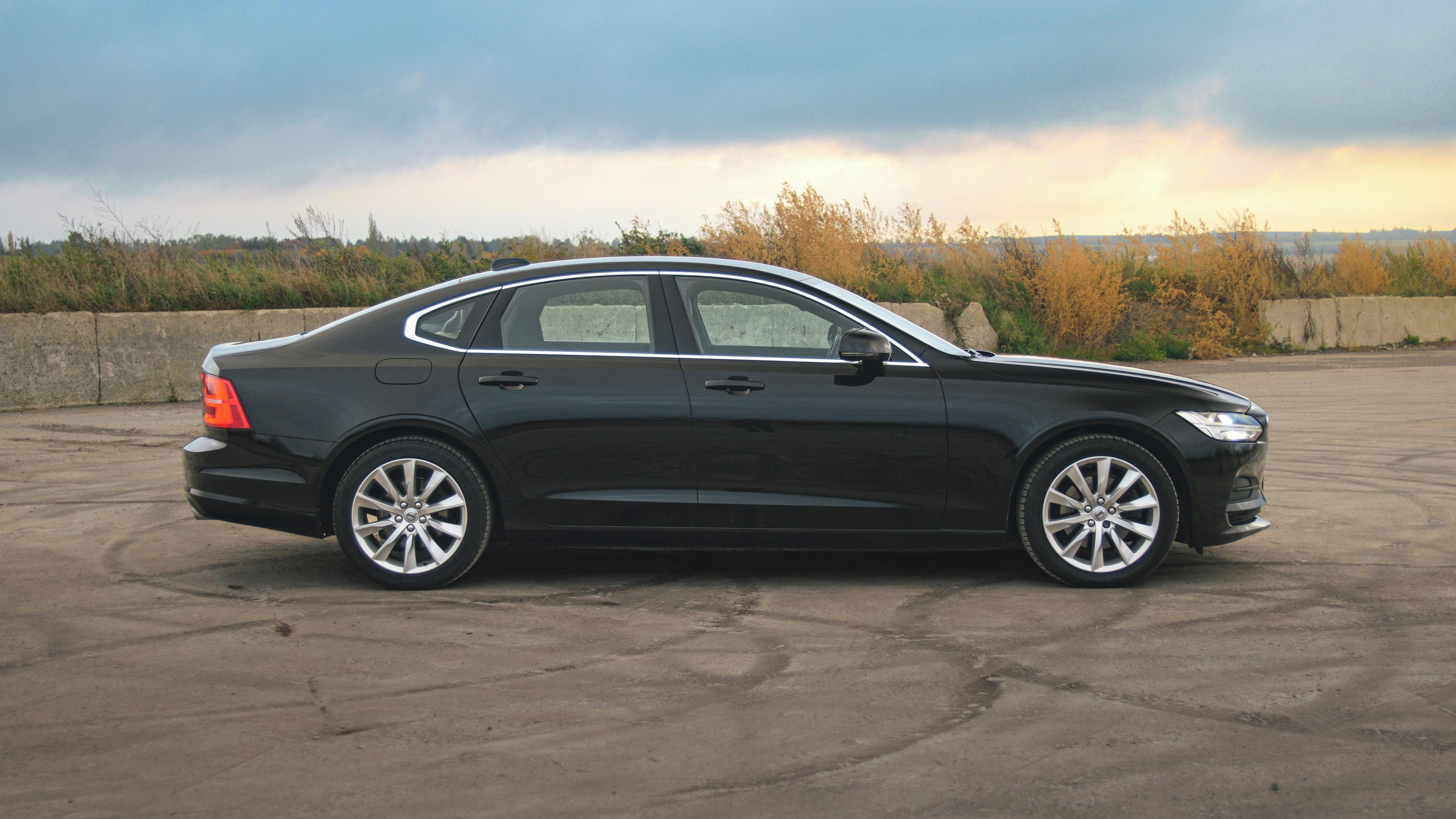 Volvo S90, D4 AWD 2,0/140kW ČR 2.Maj - fotka 4