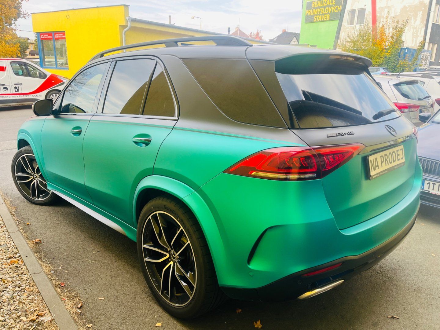 Mercedes-Benz GLE, GLE 450 4MATIC AMG LINE BENZÍN - fotka 4