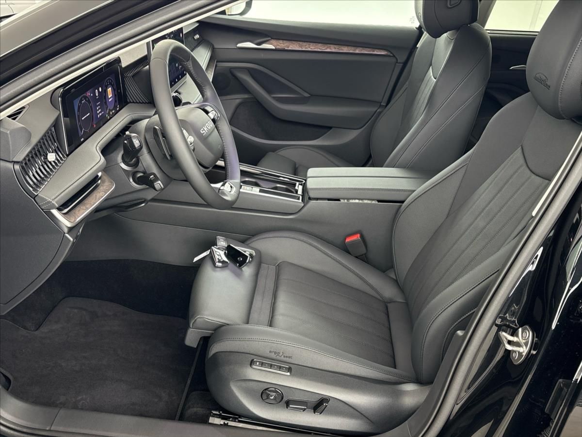 Škoda Superb, 2,0 TSI L&K combi DSG 4x4 - fotka 6