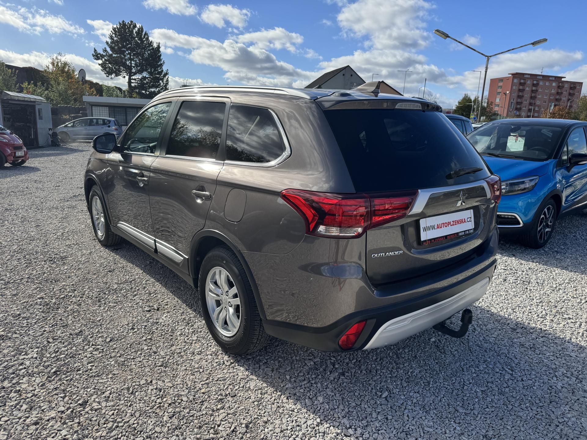 Mitsubishi Outlander, 2.0i,MIVEC(110KW) DPH - fotka 6