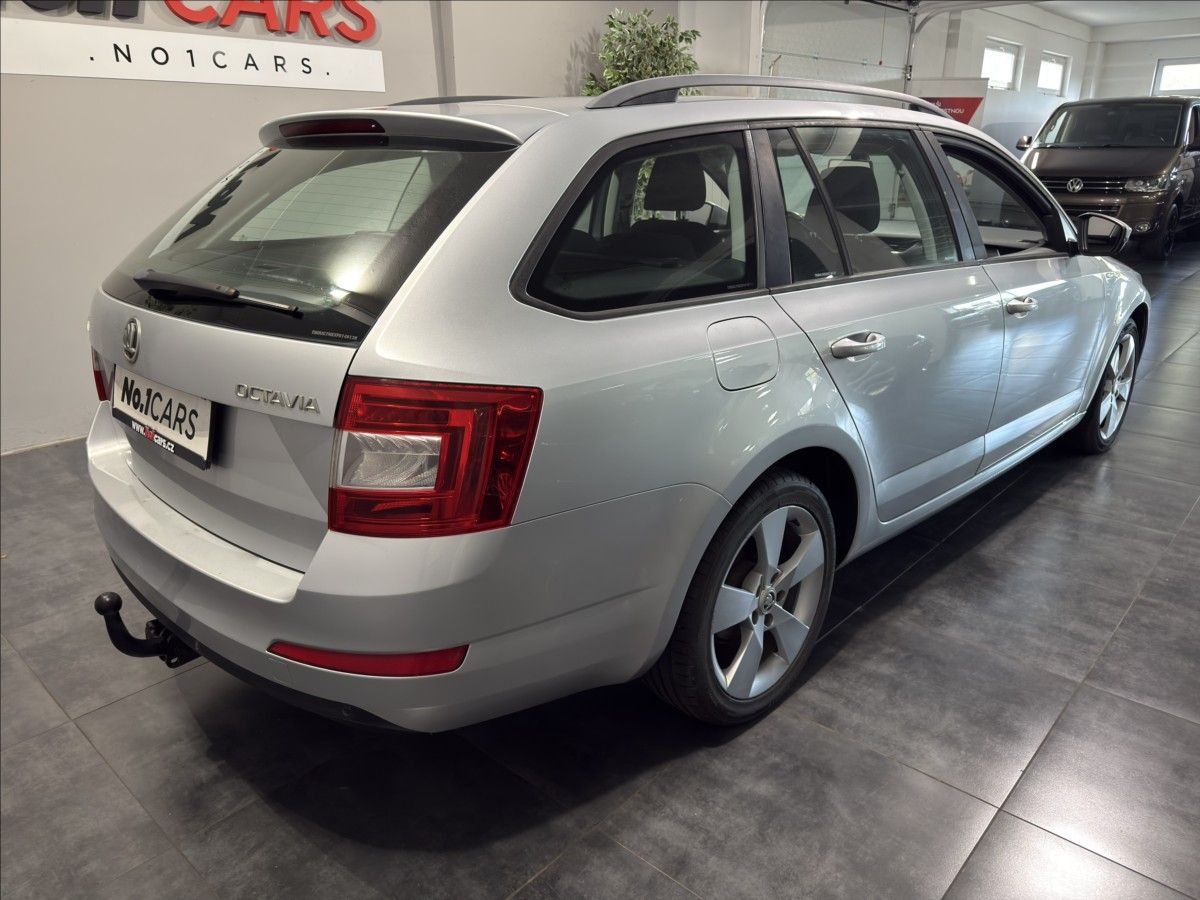 Škoda Octavia, 1,6   TDI KEY-LESS TAŽNÉ ČR - fotka 5