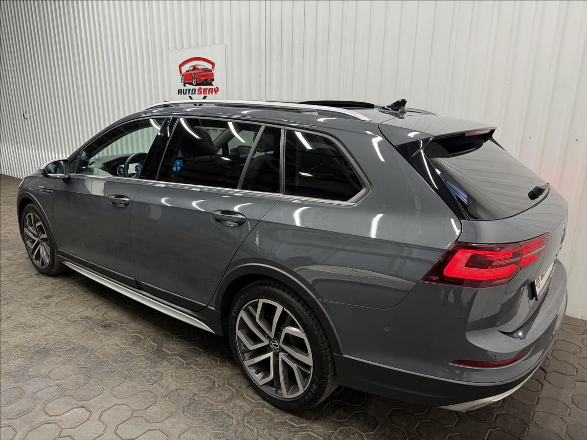 Volkswagen Golf, ALLTRACK 147KW 4M PANO IQ.LED - fotka 6