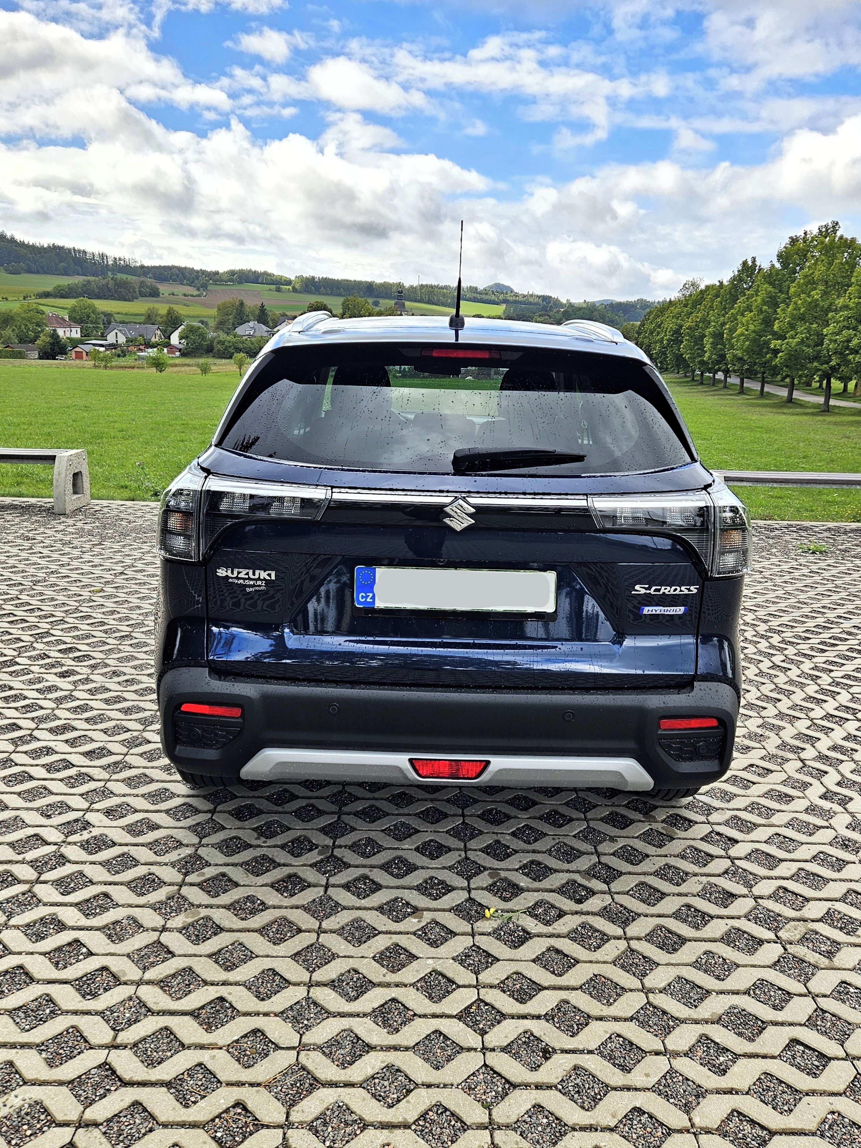 Suzuki SX4 S-Cross, 4X4 1.4 BoosterJet 95 kW - fotka 4