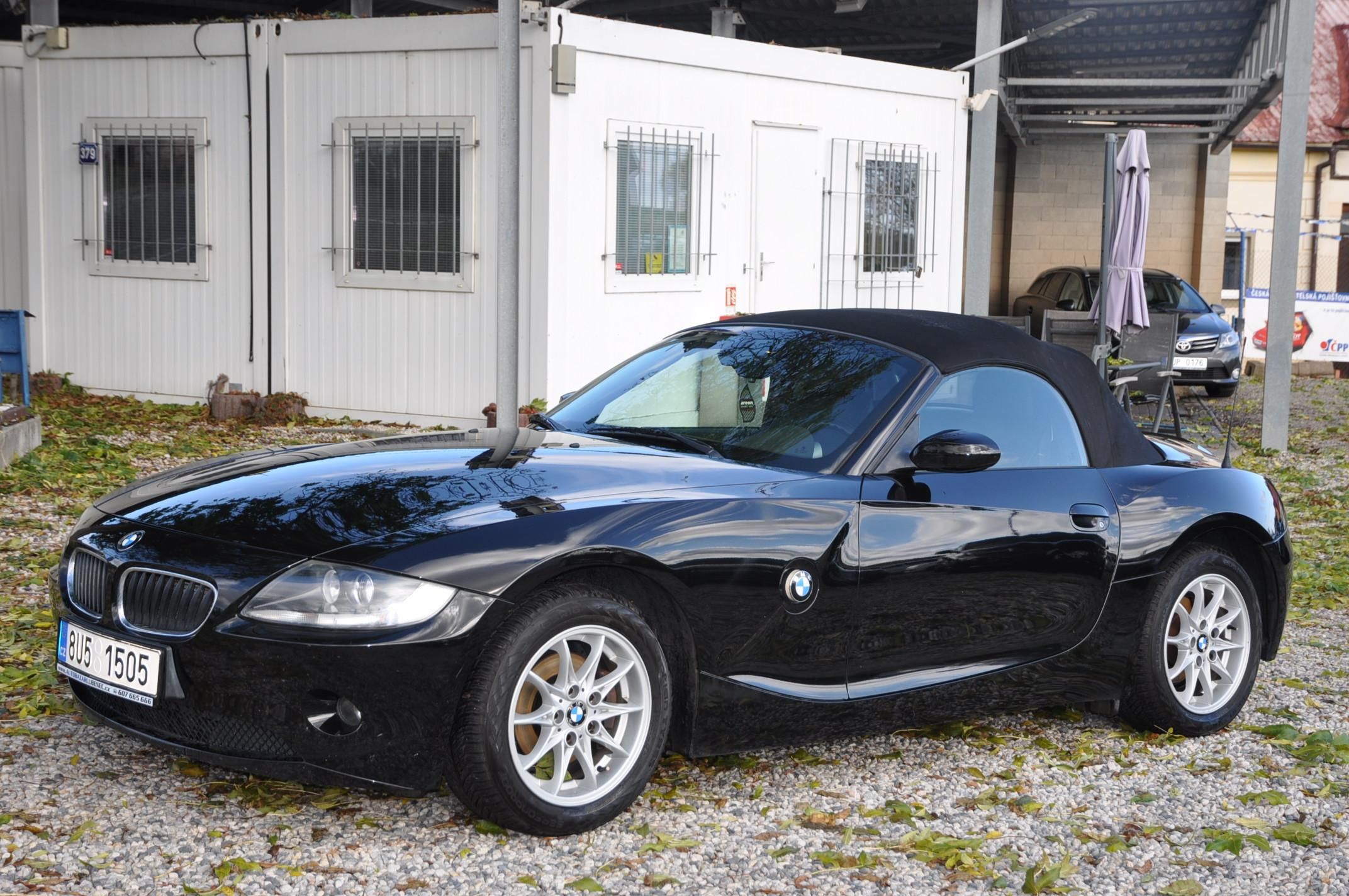 BMW Z4, 2.0i 110kW - fotka 5