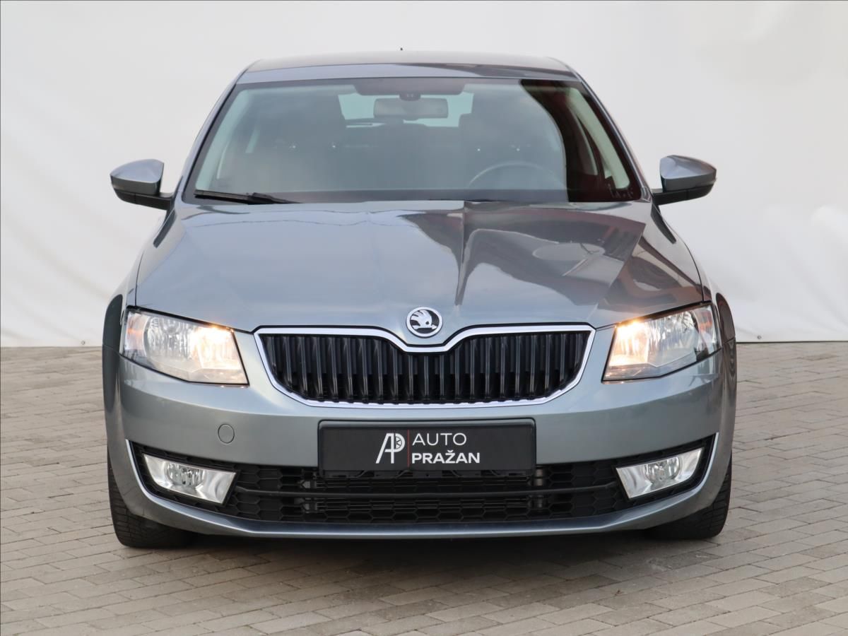 Škoda Octavia, 1,4   TSi, DigiKlima, ParkPilo - fotka 2