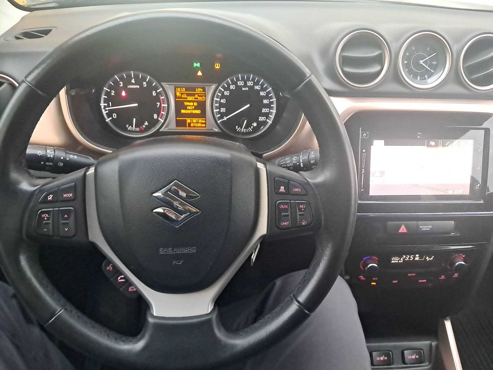 Suzuki Vitara, 1.6 VVT, Kůže, Navi - fotka 3