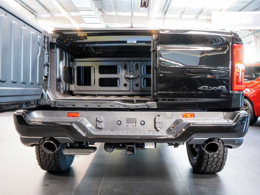 Dodge Ram, 5.7 HEMI V8 Limited 4" LIFT - fotka 5
