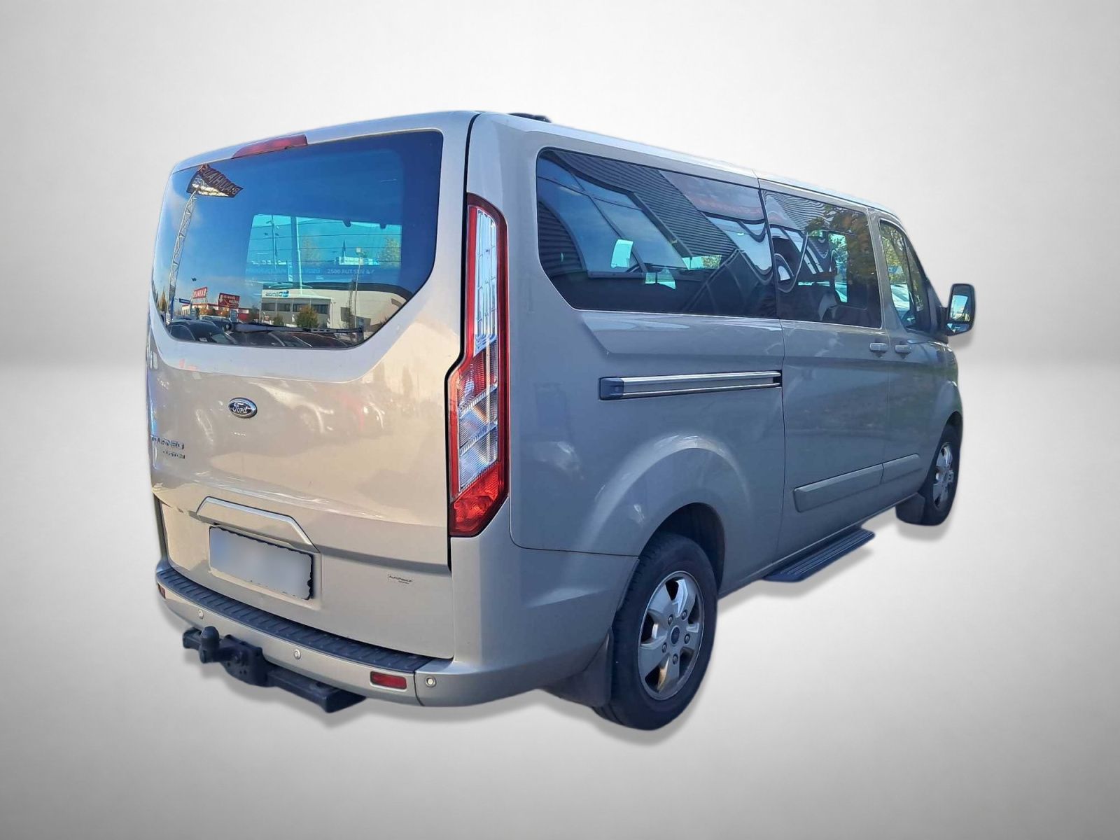 Ford Tourneo Custom, 2.0 EcoBlue, Titanium, Klima - fotka 2