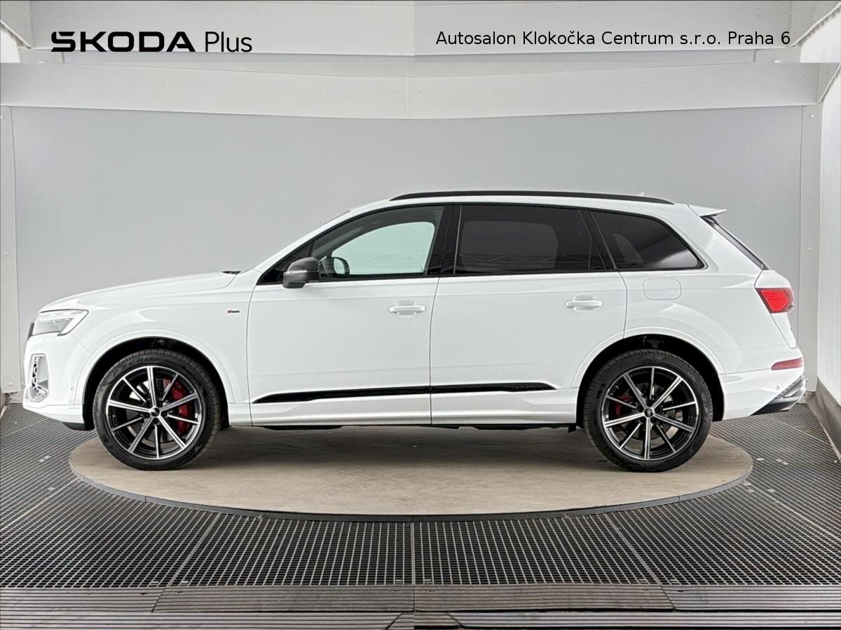 Audi Q7, 60TFSI e360 kW S-line Quattro - fotka 3