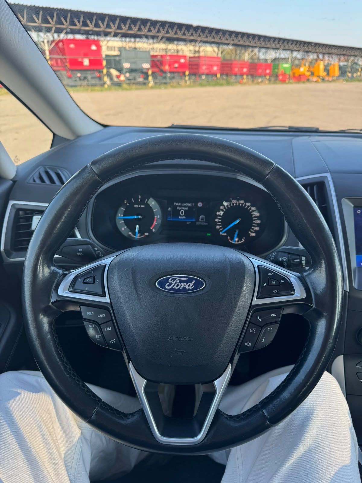 Ford S-MAX, 2.0 TDI servisováno - fotka 5