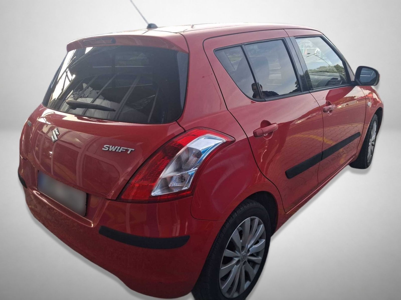 Suzuki Swift, 1.2, Automatická klima - fotka 2