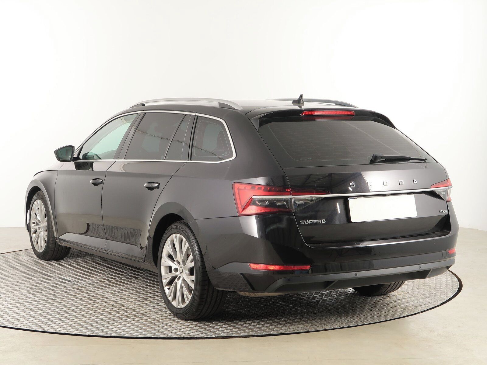 Škoda Superb, 2.0 TDI, 4X4, Automat - fotka 4