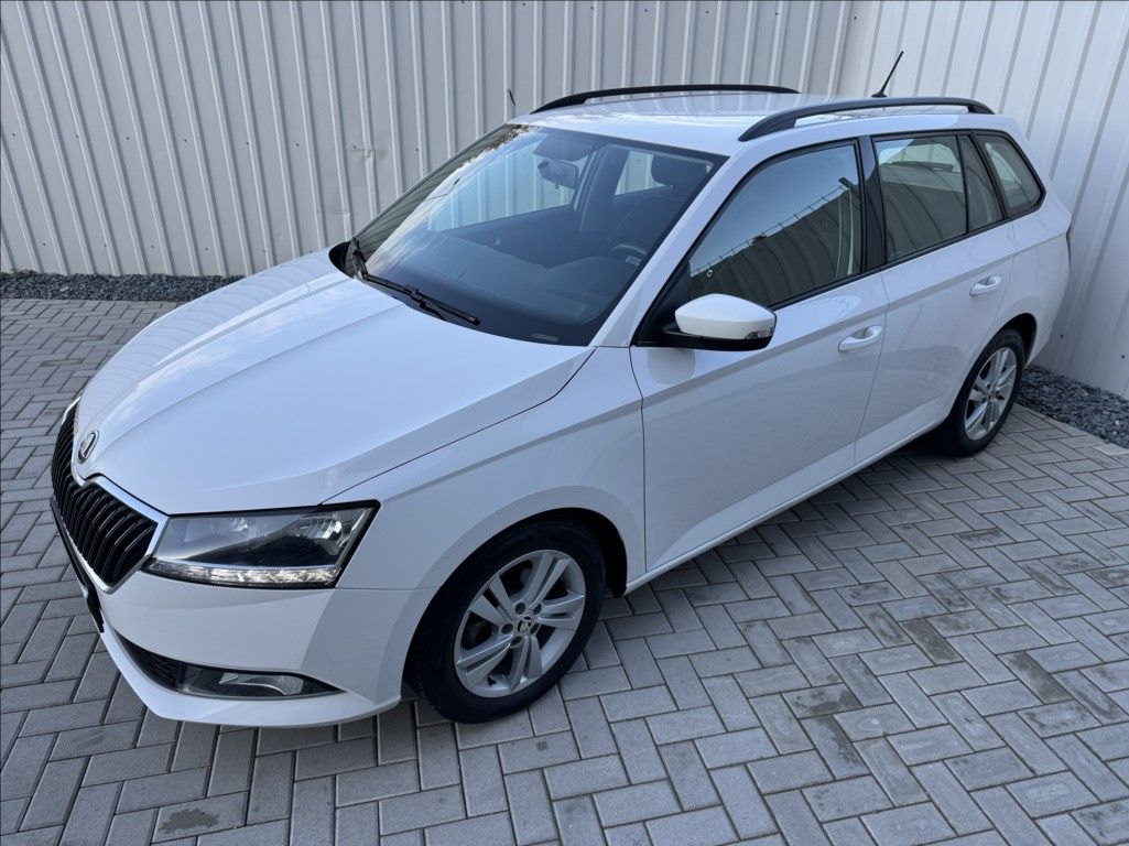Škoda Fabia, 1,0 TSI DPH tažné 1maj původČR - fotka 5
