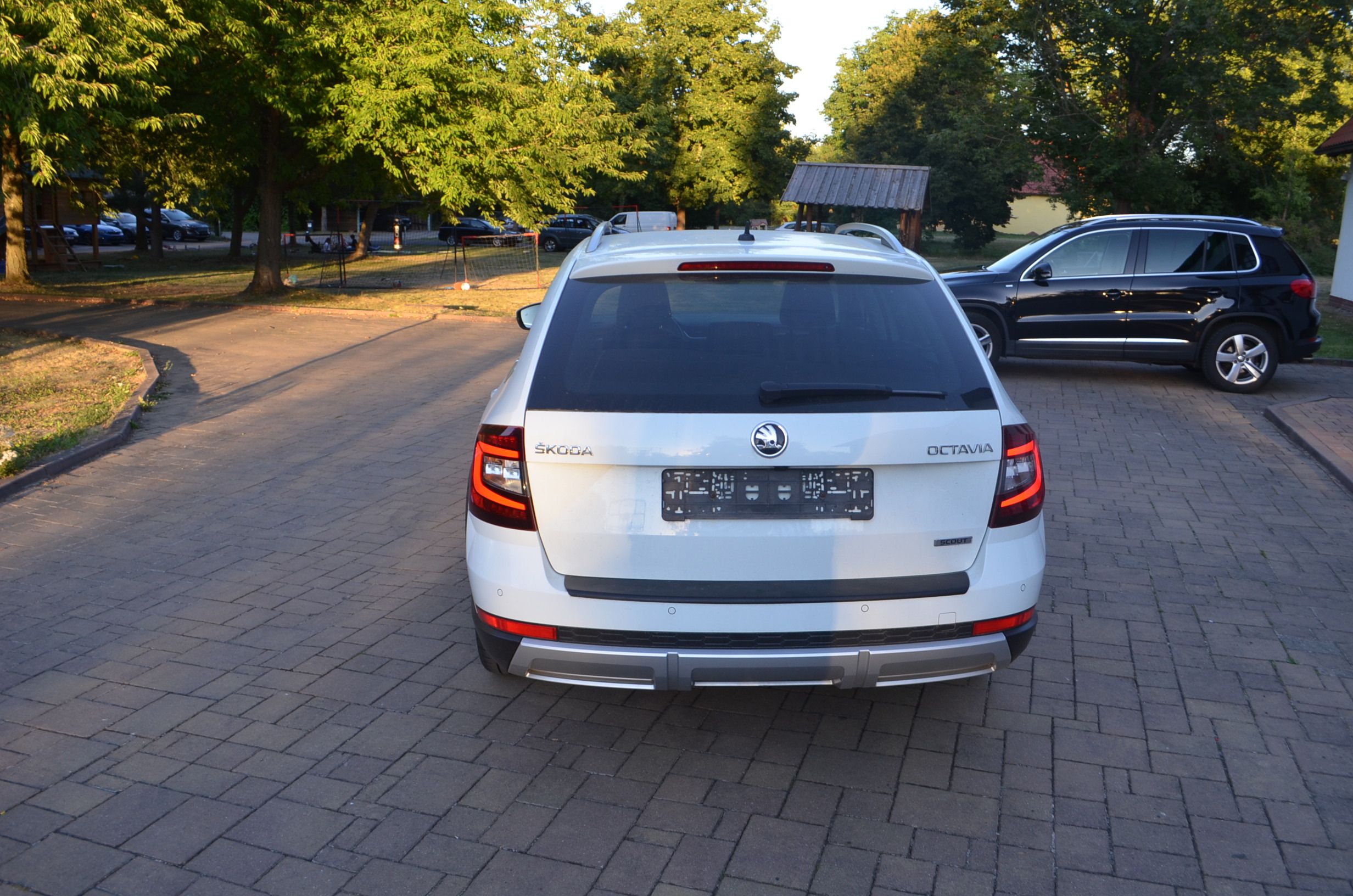 Škoda Octavia, SCOUT*2.0TDI*135KW*FACELIFT - fotka 5