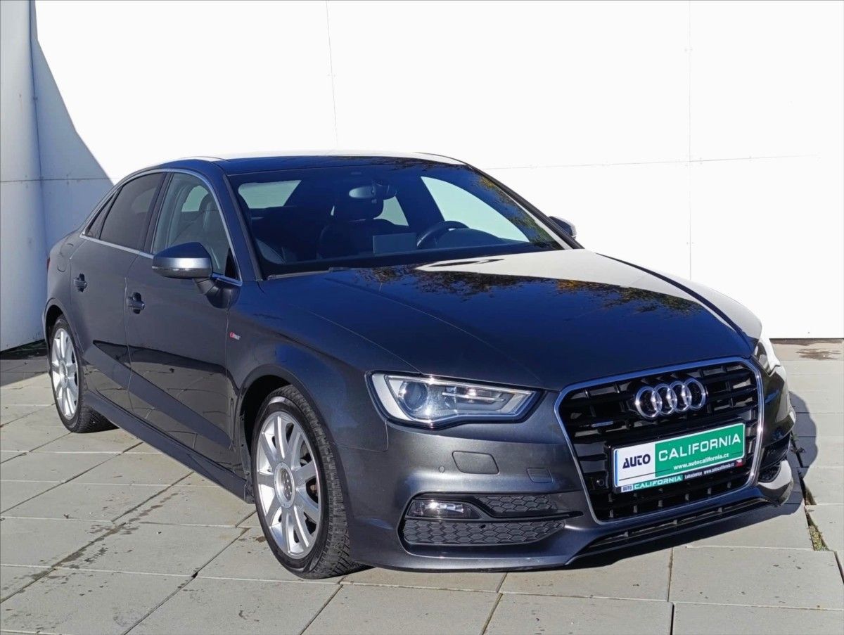 Audi A3, 2,0 TDi S-Line Navi,Bi-xenon - fotka 4