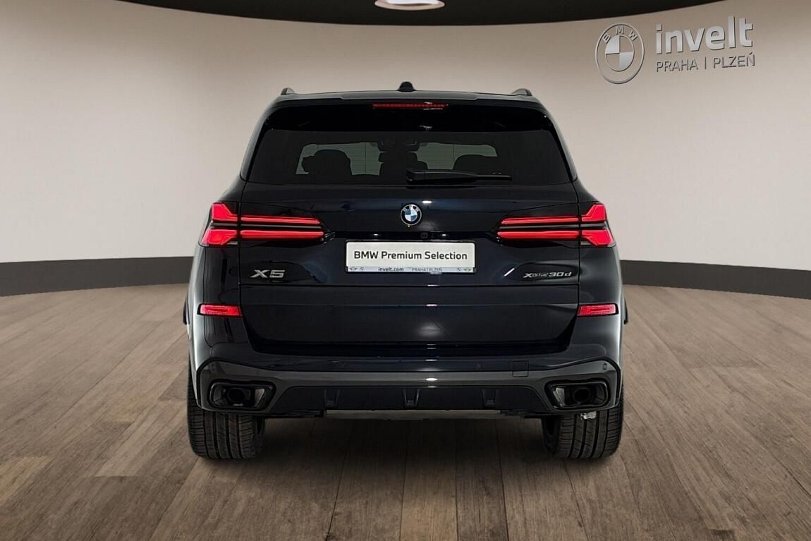 BMW X5, xDrive30d - fotka 4
