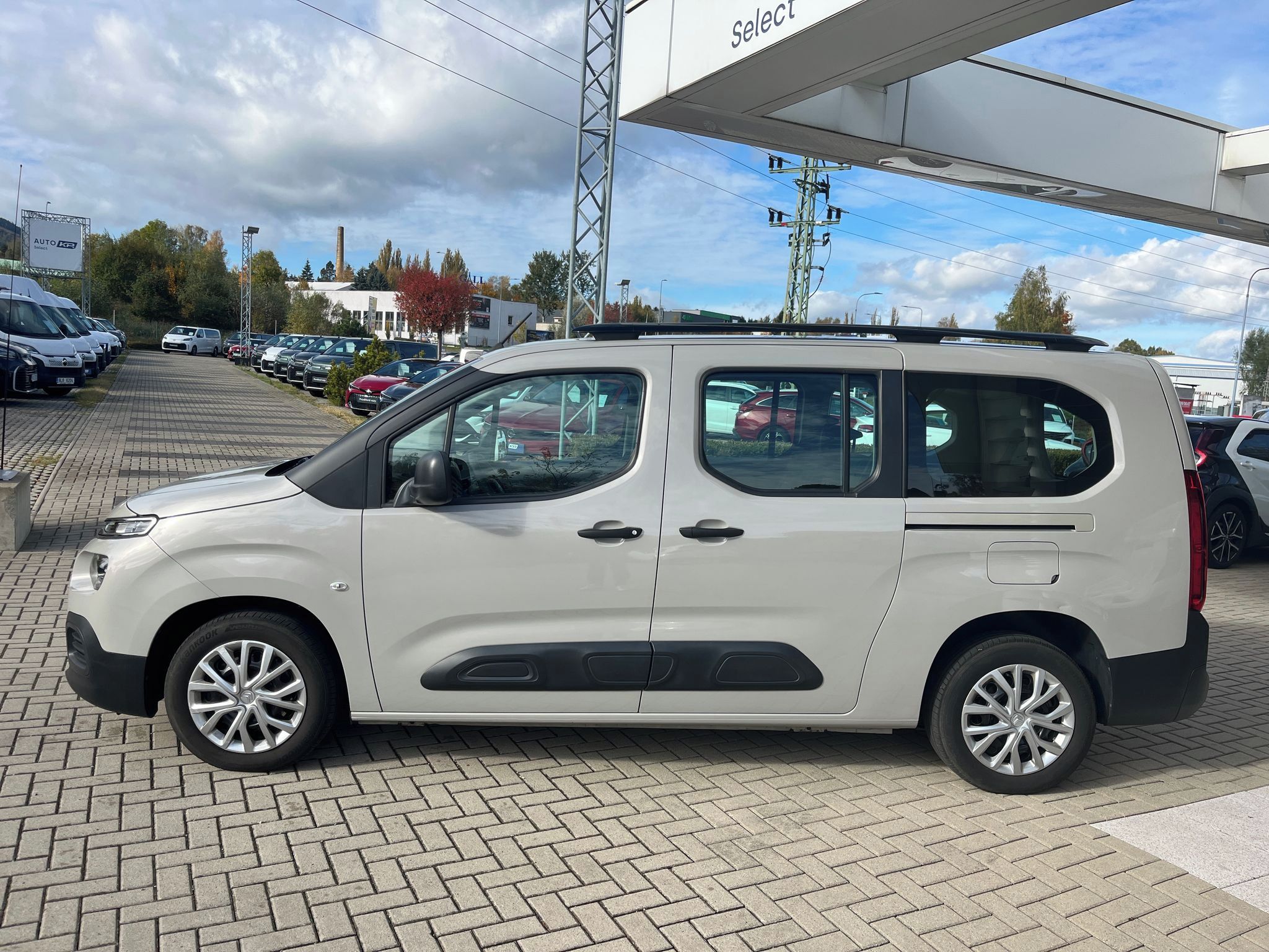 Citroën Berlingo, 1.2 PureTech 110k Live XL - fotka 3